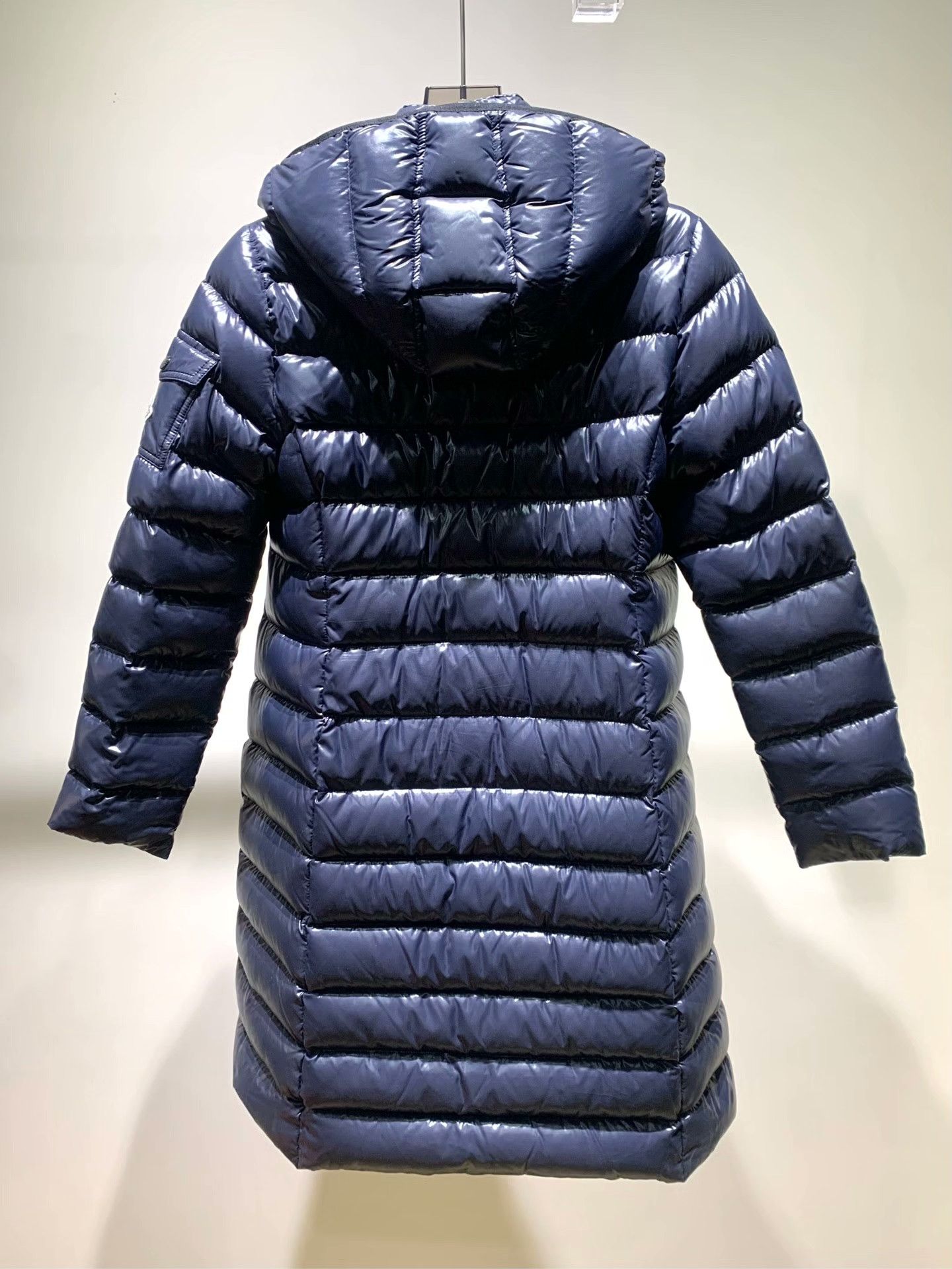 Moncler Moncler Down Down Jacket 42 Women Size M / US 6-8 / IT 42-44 - 2 Thumbnail