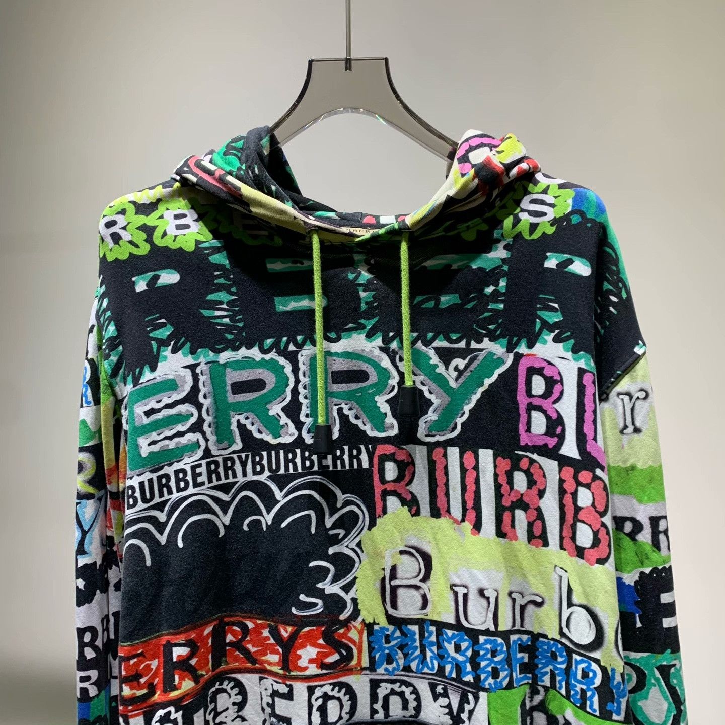 Burberry Burberry Graphic Hoodie M Men Size US M / EU 48-50 / 2 - 4 Thumbnail