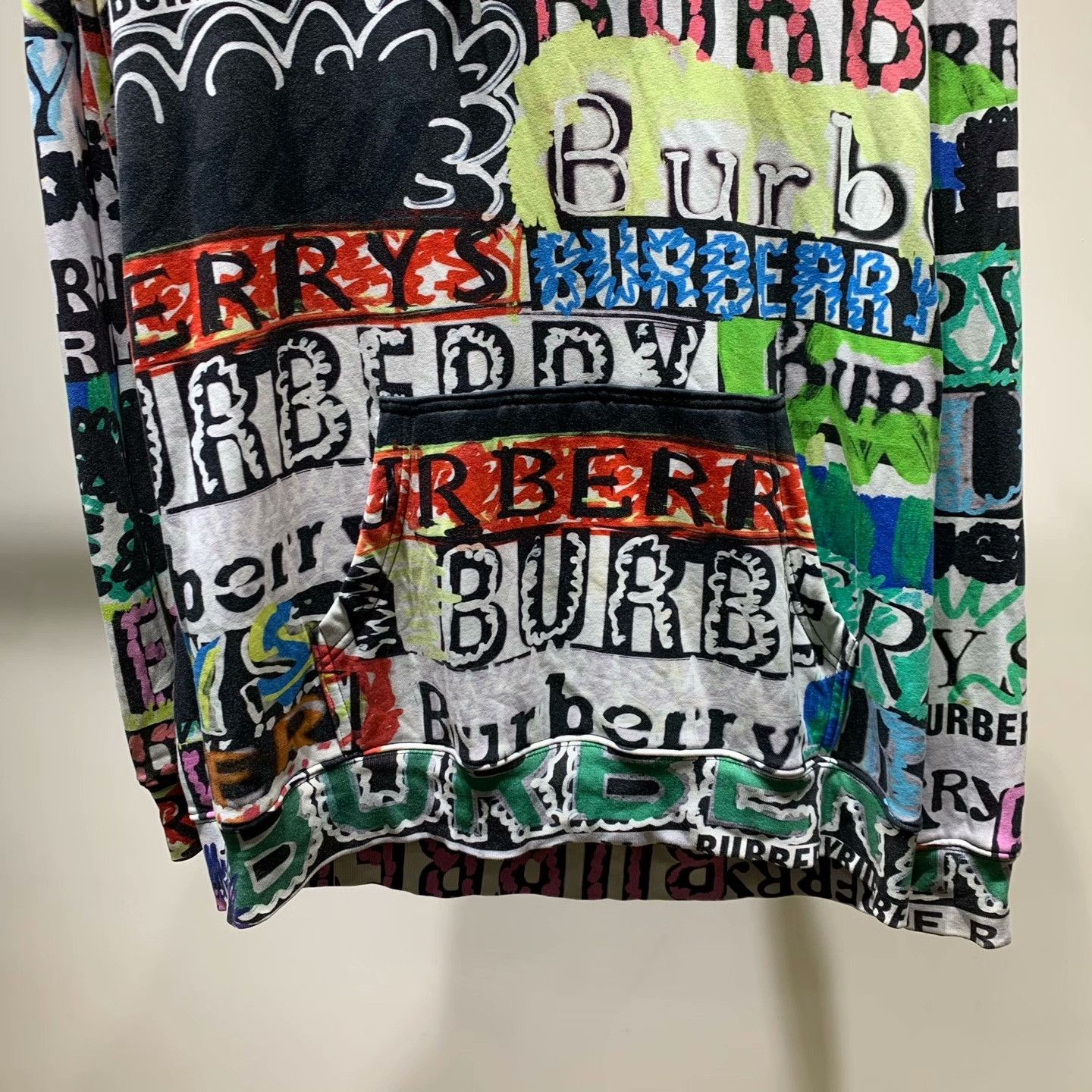 Burberry Burberry Graphic Hoodie M Men Size US M / EU 48-50 / 2 - 3 Thumbnail