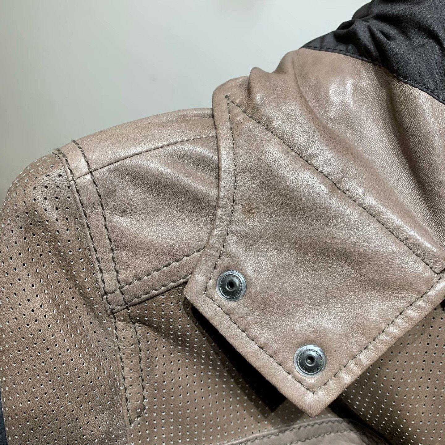 Dolce & Gabbana Dolce & Gabbana Leather Brown Leather Jacket 44 Men Size US L / EU 52-54 / 3 - 5 Thumbnail