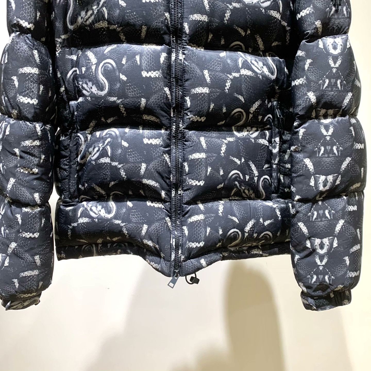 Other Down Graphic Heavy Coat S Men Size US S / EU 44-46 / 1 - 4 Thumbnail