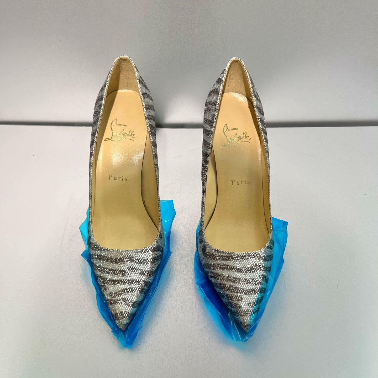 Christian Louboutin Christian Louboutin Red Lowtop Sneakers 38 Women Size US 7.5 / IT 37.5 - 2 Thumbnail
