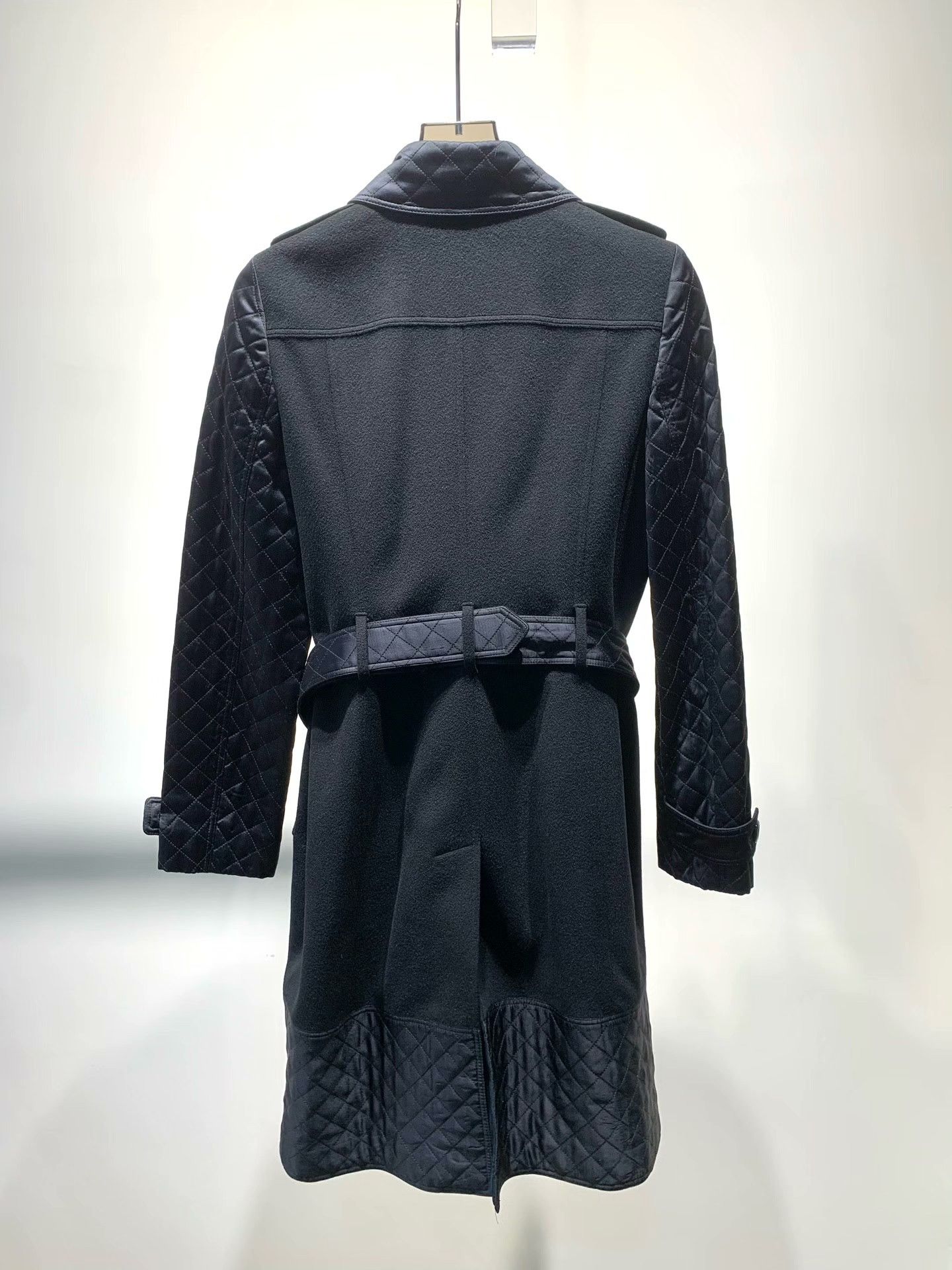 Burberry Burberry Patchwork Long Coat 40 Women Size M / US 6-8 / IT 42-44 - 2 Thumbnail