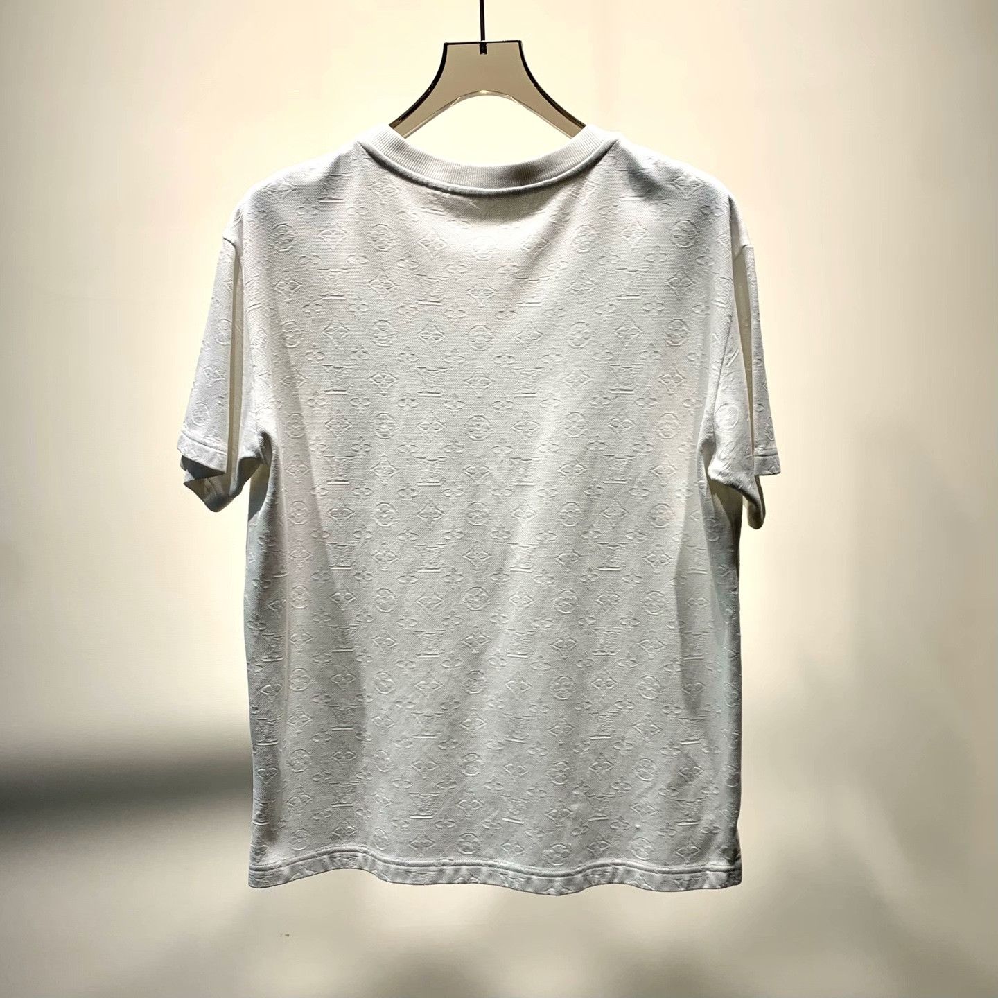 Louis Vuitton Louis Vuitton T-Shirt M Men Size US M / EU 48-50 / 2 - 2 Thumbnail