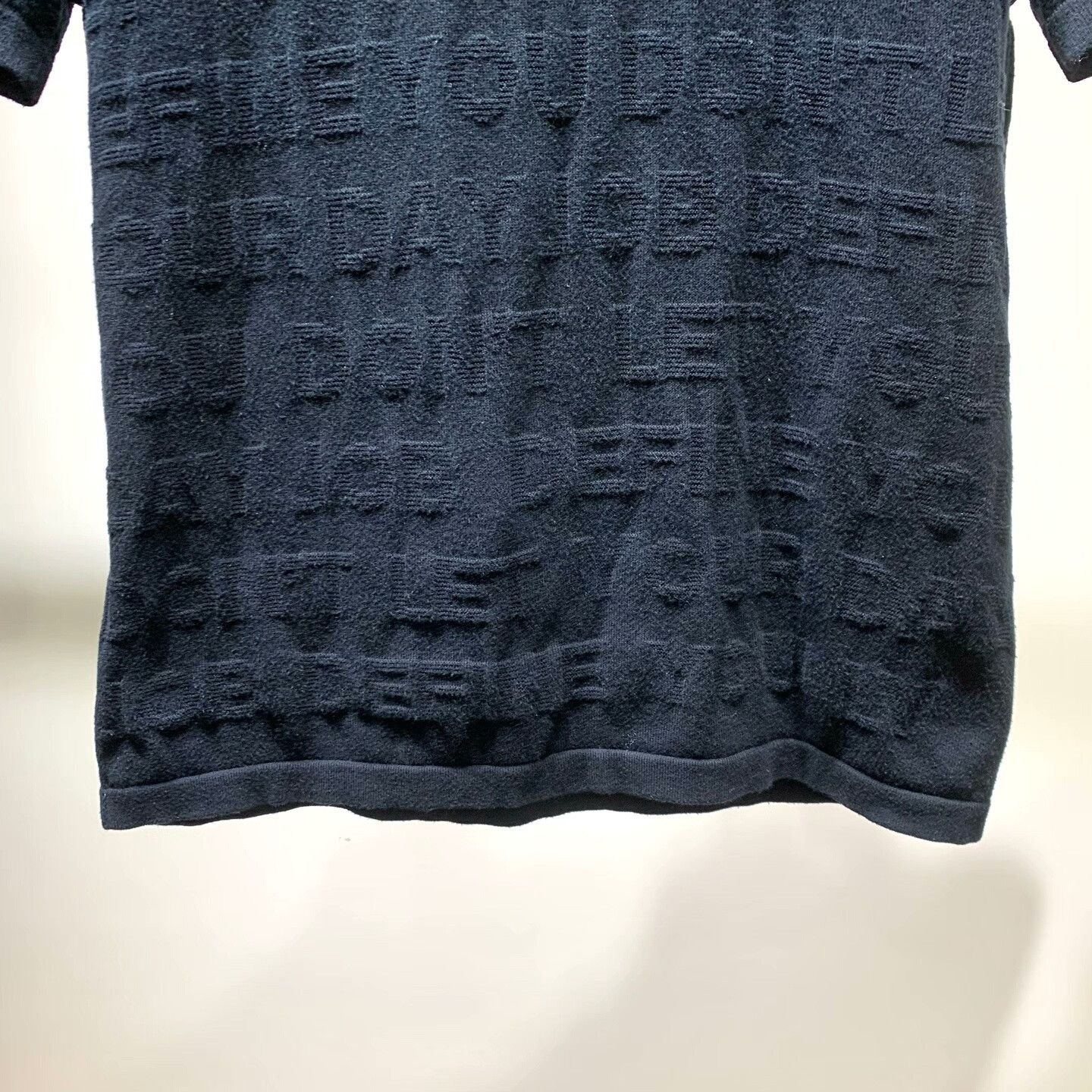 Louis Vuitton Louis Vuitton Knit Black T-Shirt S Men Size US S / EU 44-46 / 1 - 5 Thumbnail