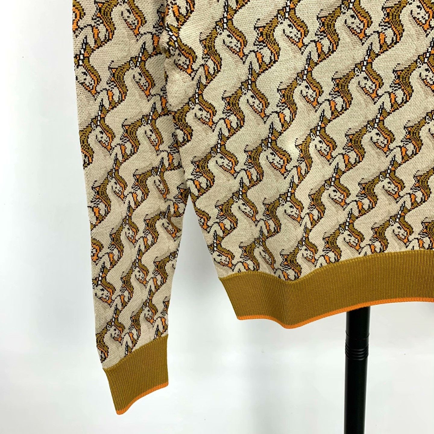 Burberry Burberry Wool Printed Sweater XS Women Size XS / US 0-2 / IT 36-38 - 6 Thumbnail