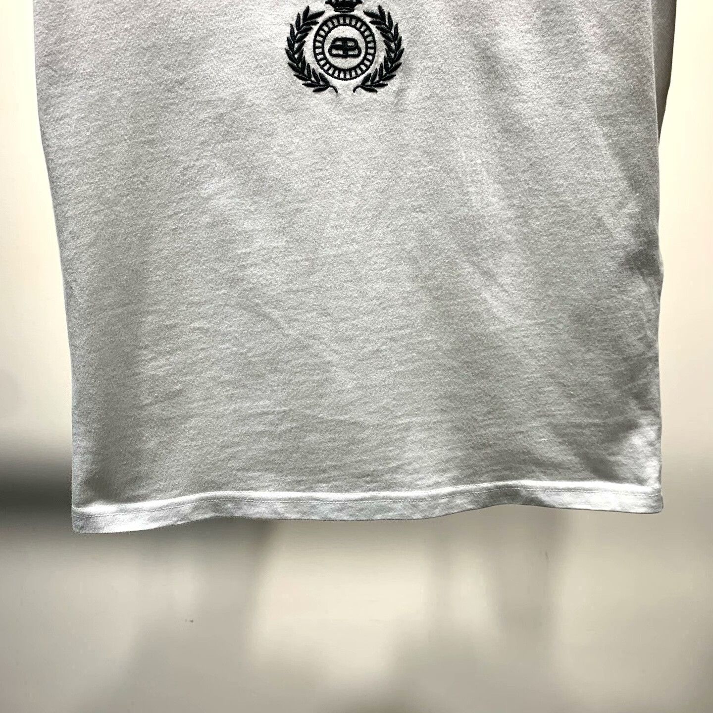 Balenciaga Balenciaga White T-Shirt S Men Size US S / EU 44-46 / 1 - 5 Thumbnail