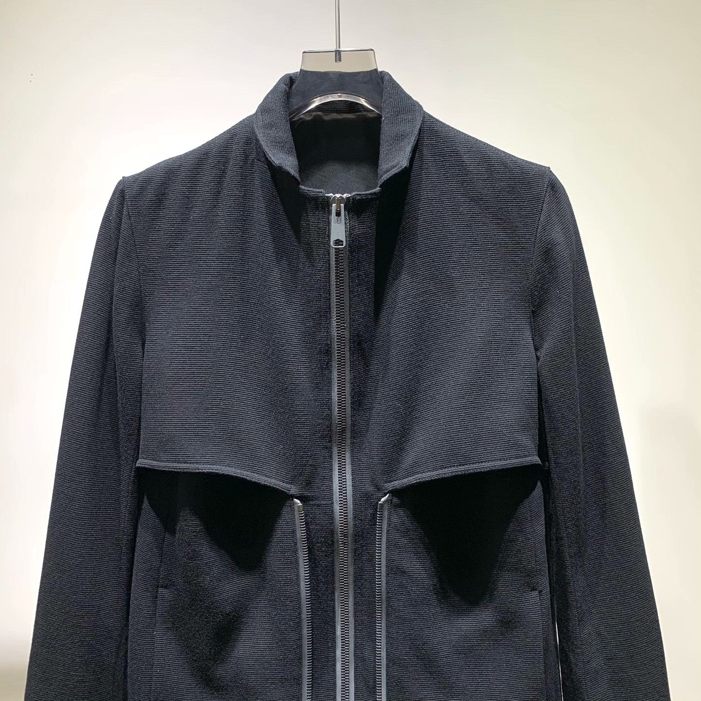 Balenciaga Balenciaga Wool Light Jacket 46 Men Size US L / EU 52-54 / 3 - 2 Thumbnail