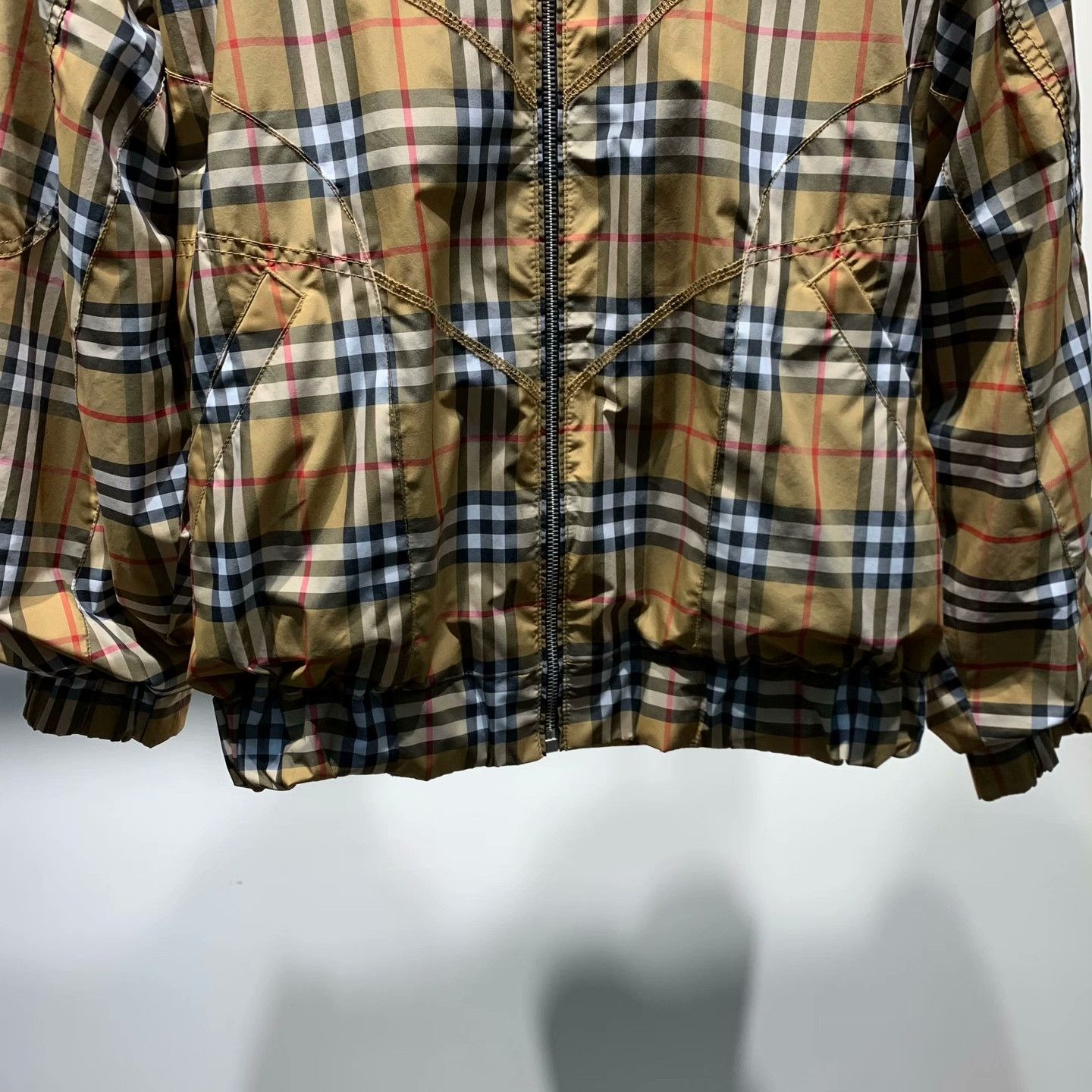 Burberry Burberry Plaid Light Jacket S Men Size US S / EU 44-46 / 1 - 4 Thumbnail