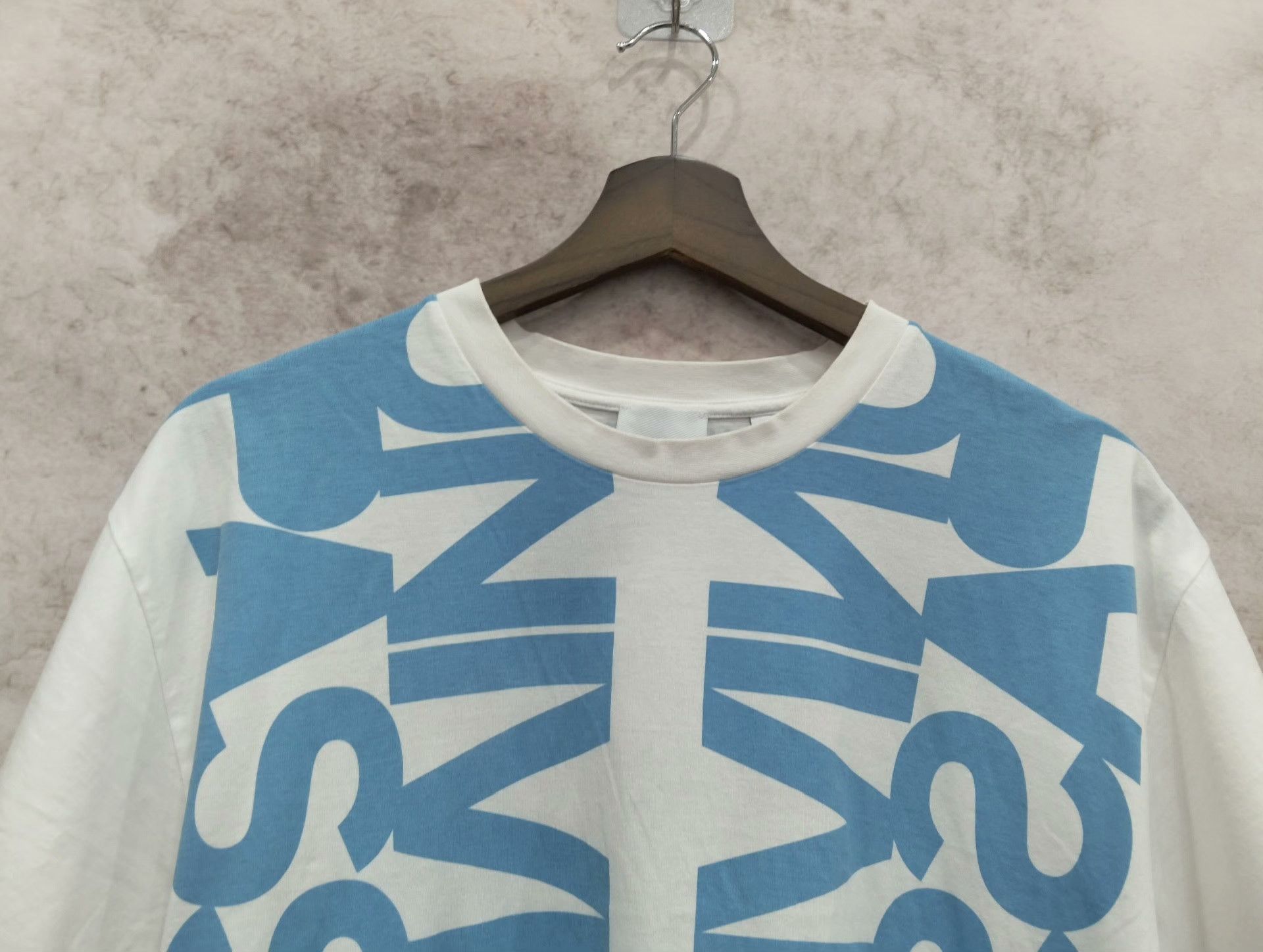Burberry Burberry T-Shirt S Women Size S / US 4 / IT 40 - 8 Thumbnail