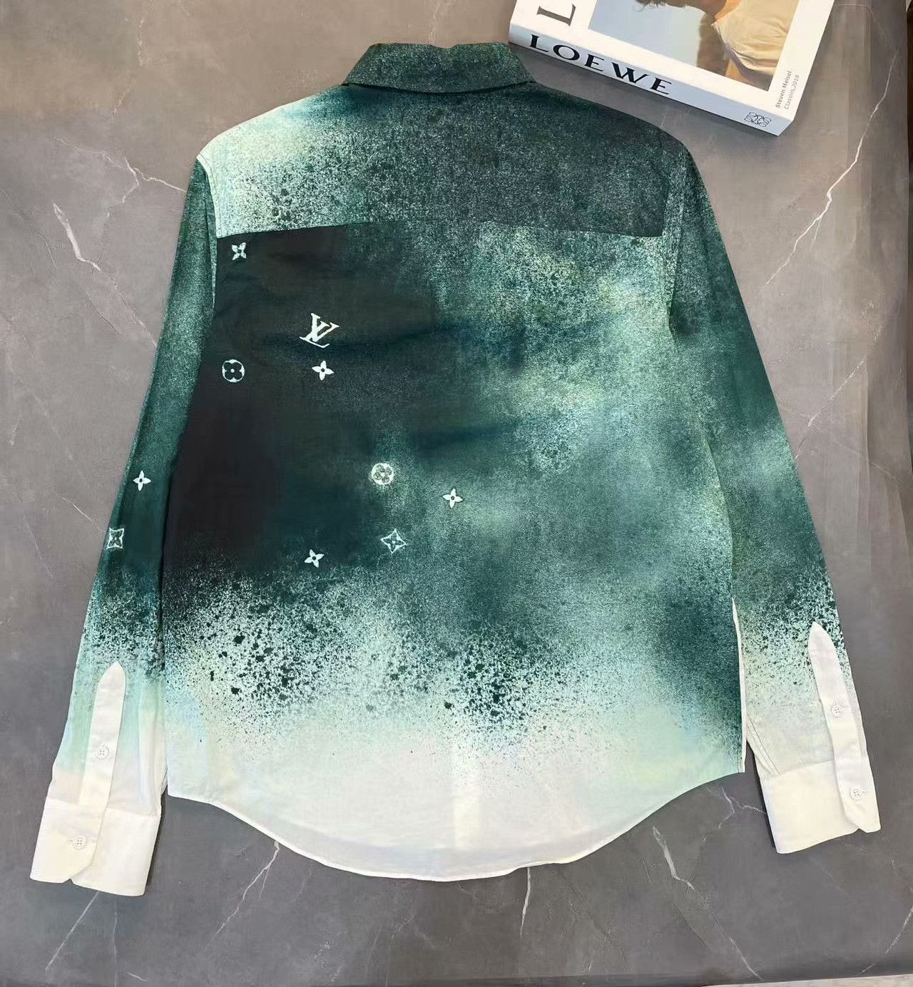 Louis Vuitton Louis Vuitton Green Shirt XS Men Size US XS / EU 42 / 0 - 2 Thumbnail