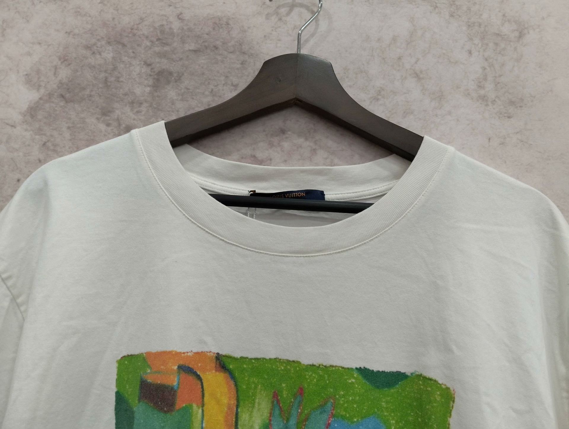 Louis Vuitton Louis Vuitton T-Shirt L Men Size US L / EU 52-54 / 3 - 6 Thumbnail