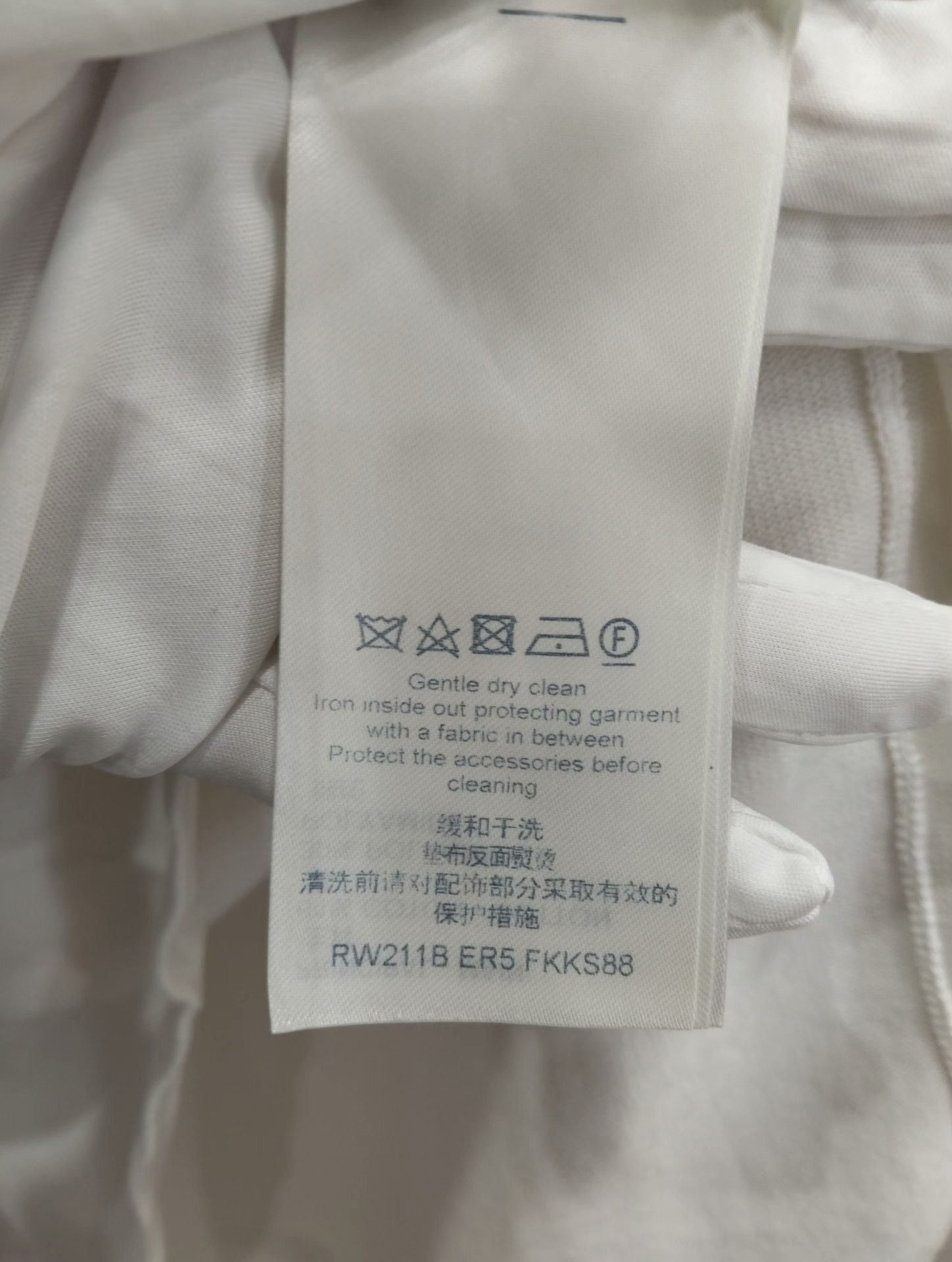 Louis Vuitton Louis Vuitton T-Shirt M Men Size US M / EU 48-50 / 2 - 4 Thumbnail