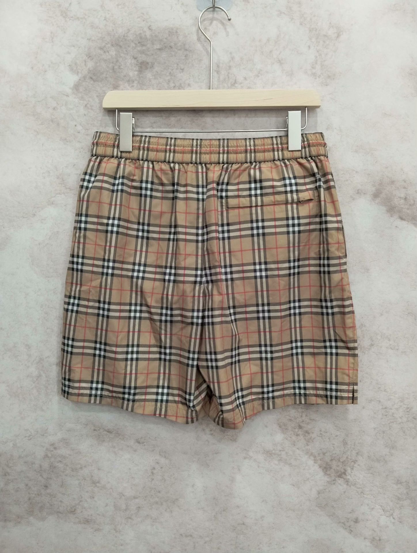 Burberry Burberry Shorts S Men Size US 30 / EU 46 - 2 Thumbnail