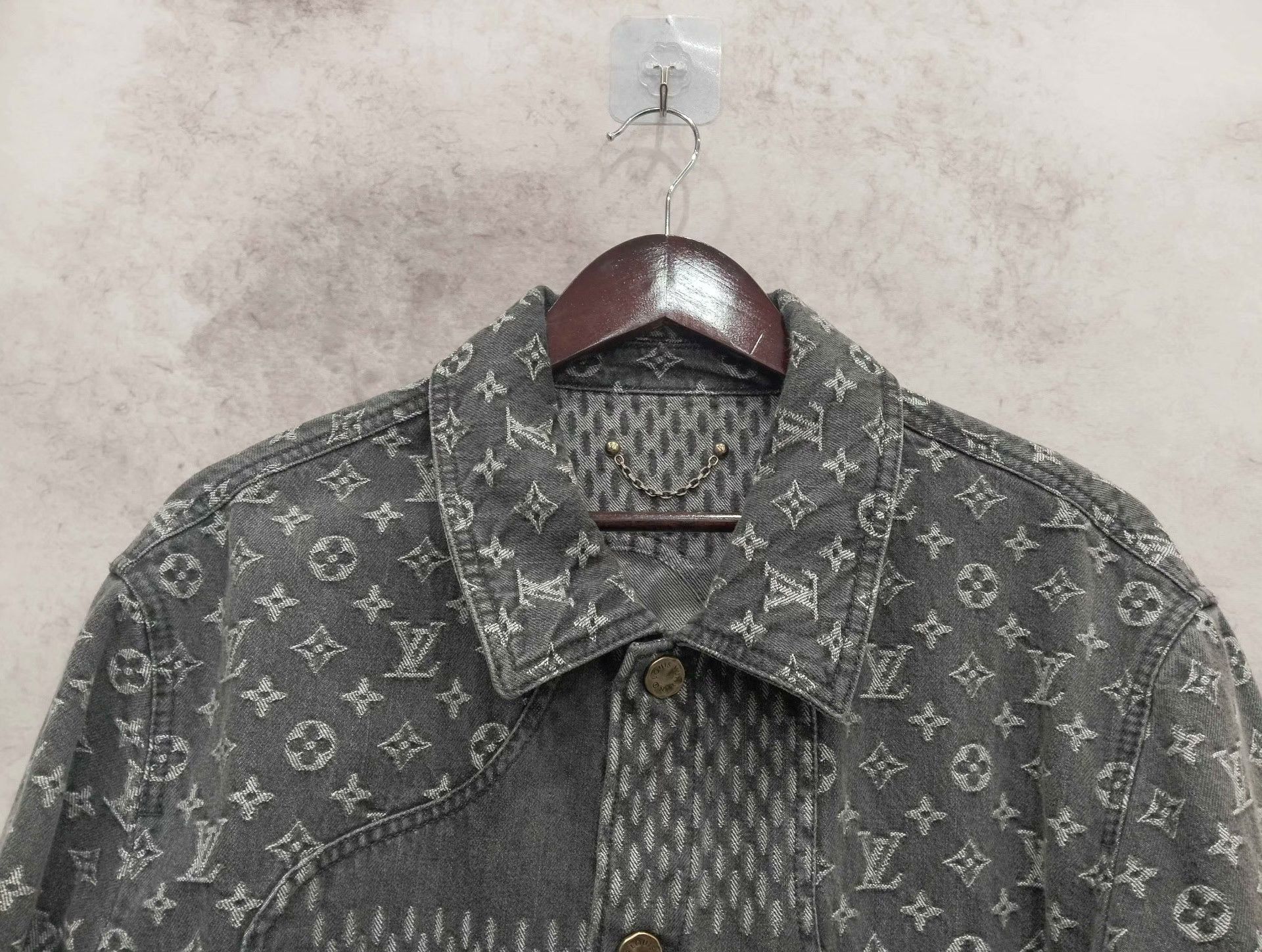 Louis Vuitton Louis Vuitton Light Jacket 36 Men Size US S / EU 44-46 / 1 - 6 Thumbnail