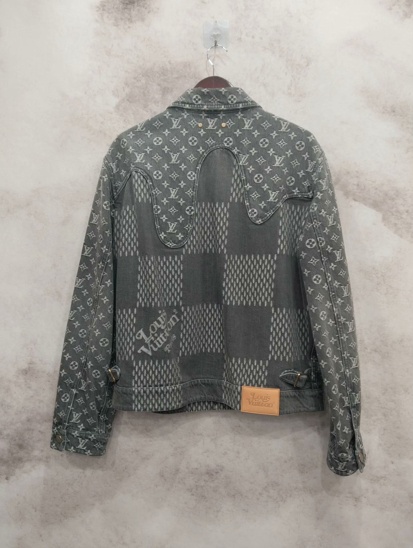 Louis Vuitton Louis Vuitton Light Jacket 36 Men Size US S / EU 44-46 / 1 - 2 Thumbnail