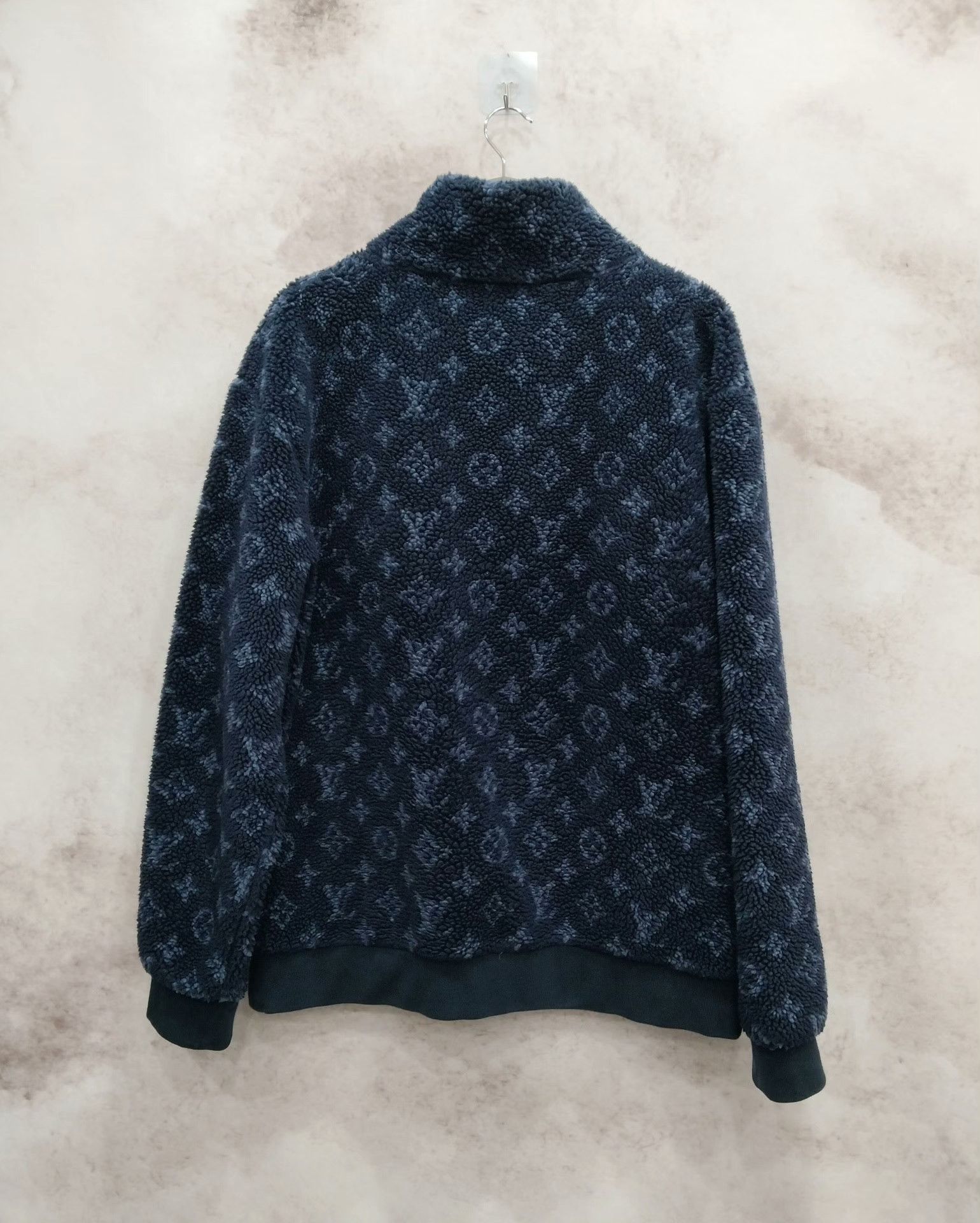 Louis Vuitton Louis Vuitton Light Jacket XL Men Size US XL / EU 56 / 4 - 2 Thumbnail