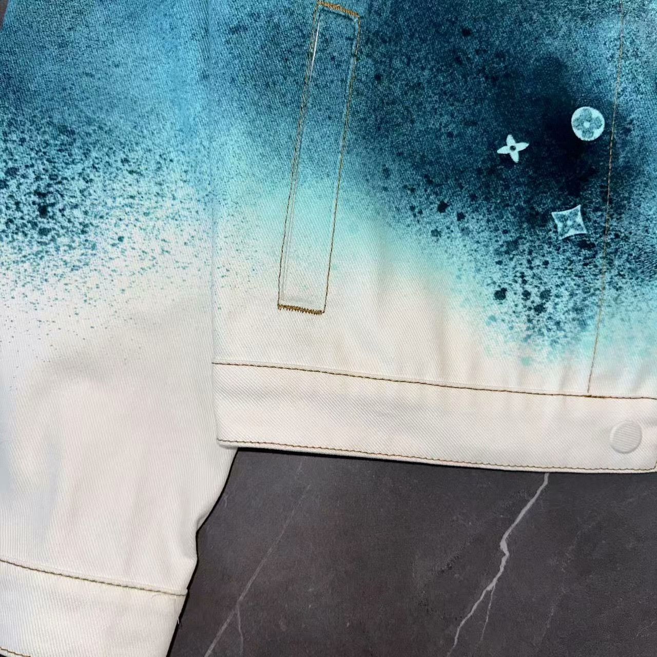 Louis Vuitton Louis Vuitton Denim Blue Light Jacket 48 Men Size US XL / EU 56 / 4 - 5 Thumbnail