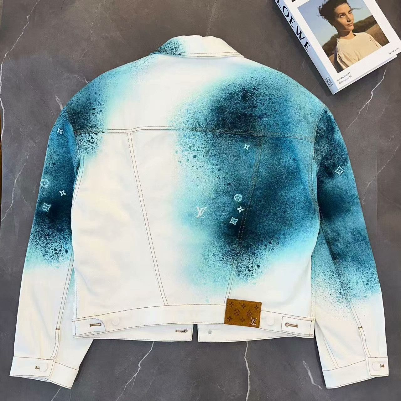 Louis Vuitton Louis Vuitton Denim Blue Light Jacket 48 Men Size US XL / EU 56 / 4 - 2 Thumbnail