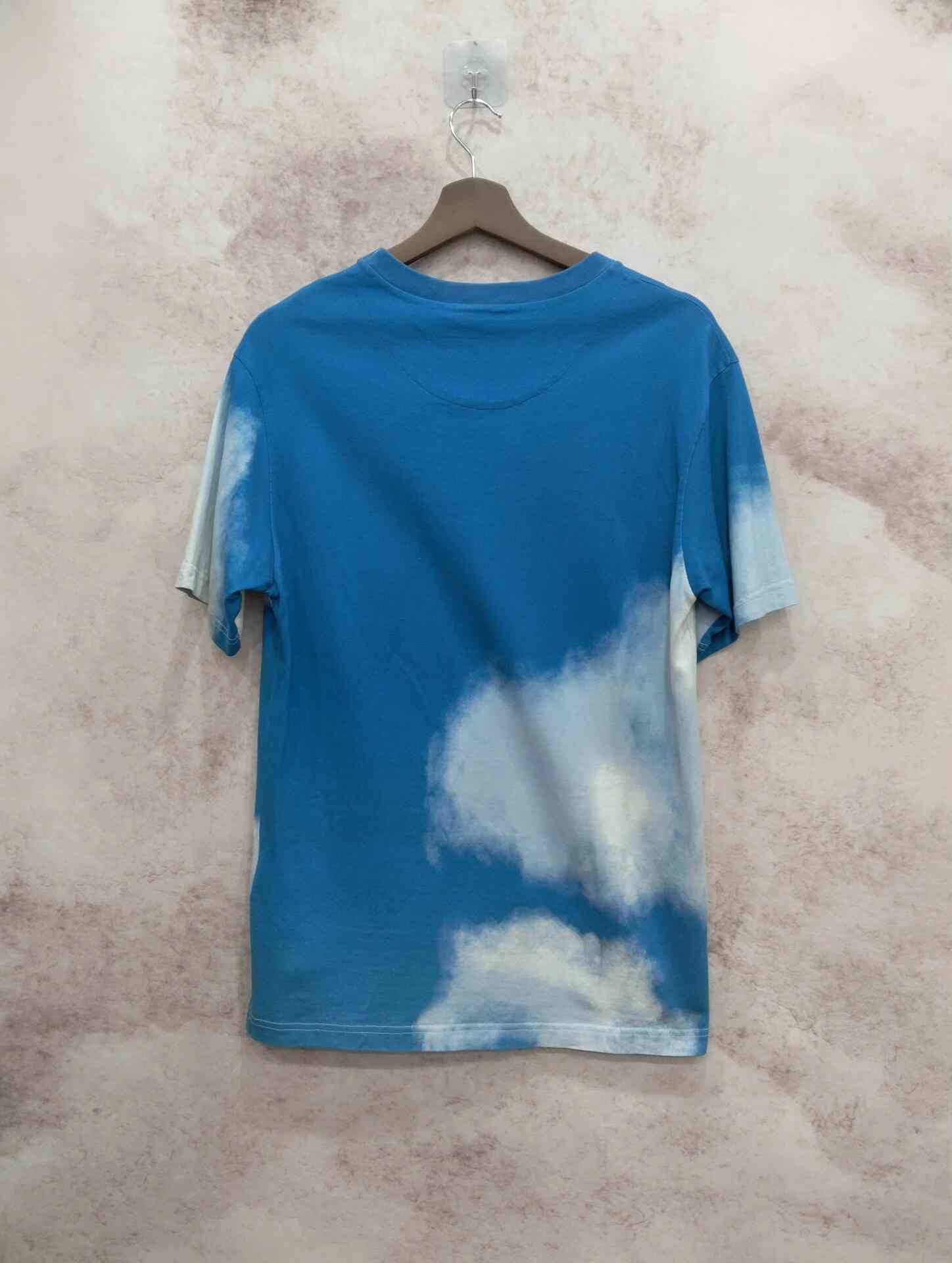 Louis Vuitton Louis Vuitton T-Shirt L Men Size US L / EU 52-54 / 3 - 2 Thumbnail