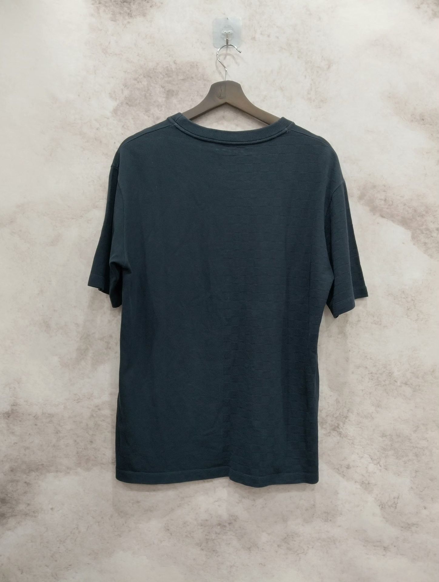 Louis Vuitton Louis Vuitton T-Shirt XL Men Size US XL / EU 56 / 4 - 2 Thumbnail