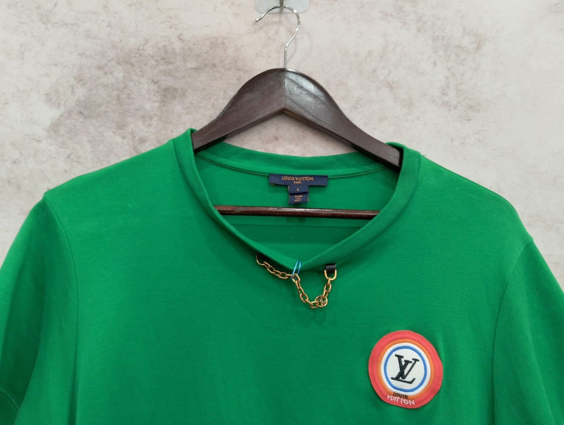 Louis Vuitton Louis Vuitton T-Shirt L Men Size US L / EU 52-54 / 3 - 6 Thumbnail