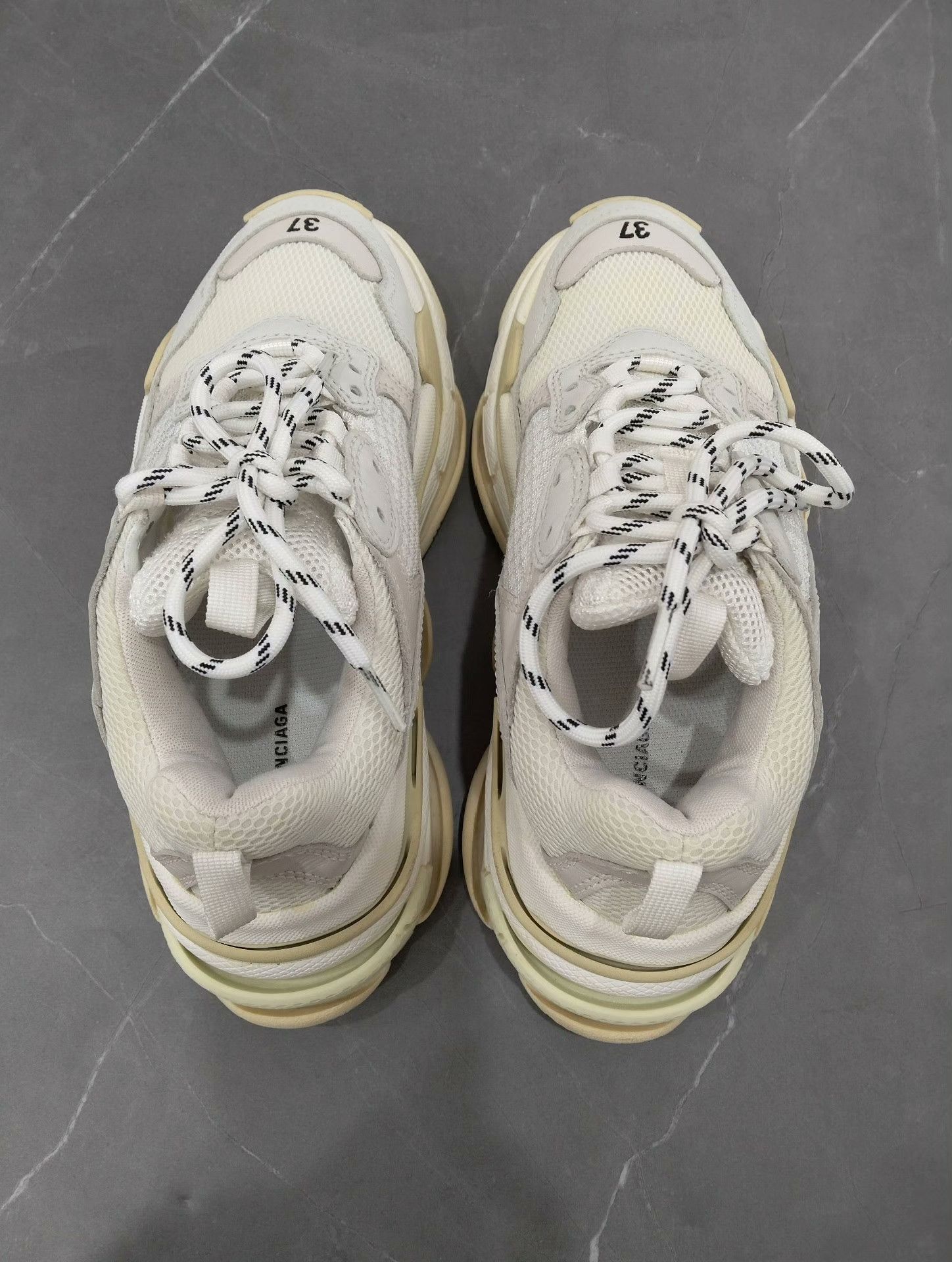 Balenciaga Balenciaga Lowtop Sneakers 37 Women Size US 6.5 / IT 36.5 - 7 Thumbnail
