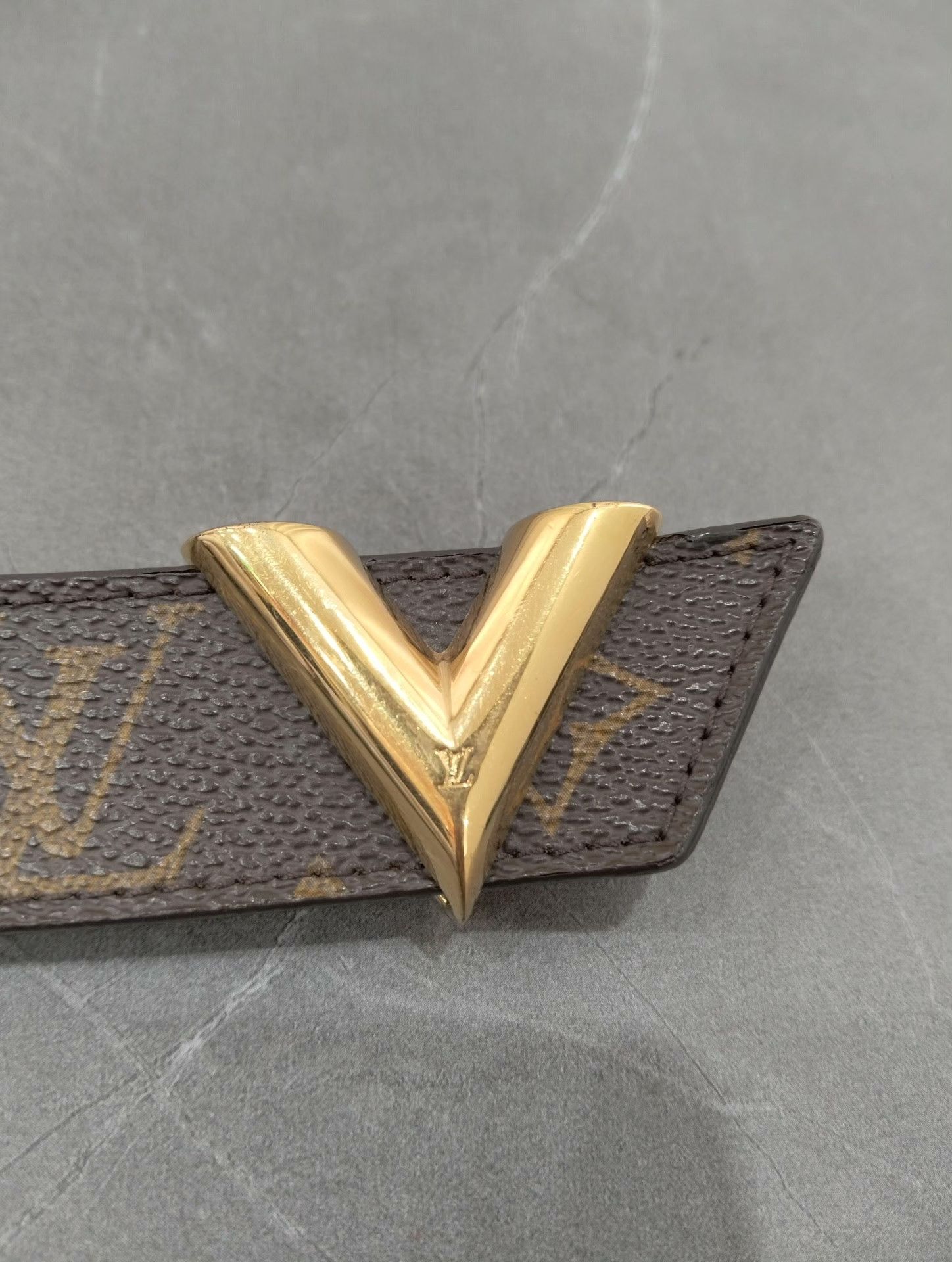 Louis Vuitton Louis Vuitton Belt 37 Men Size ONE SIZE - 2 Thumbnail