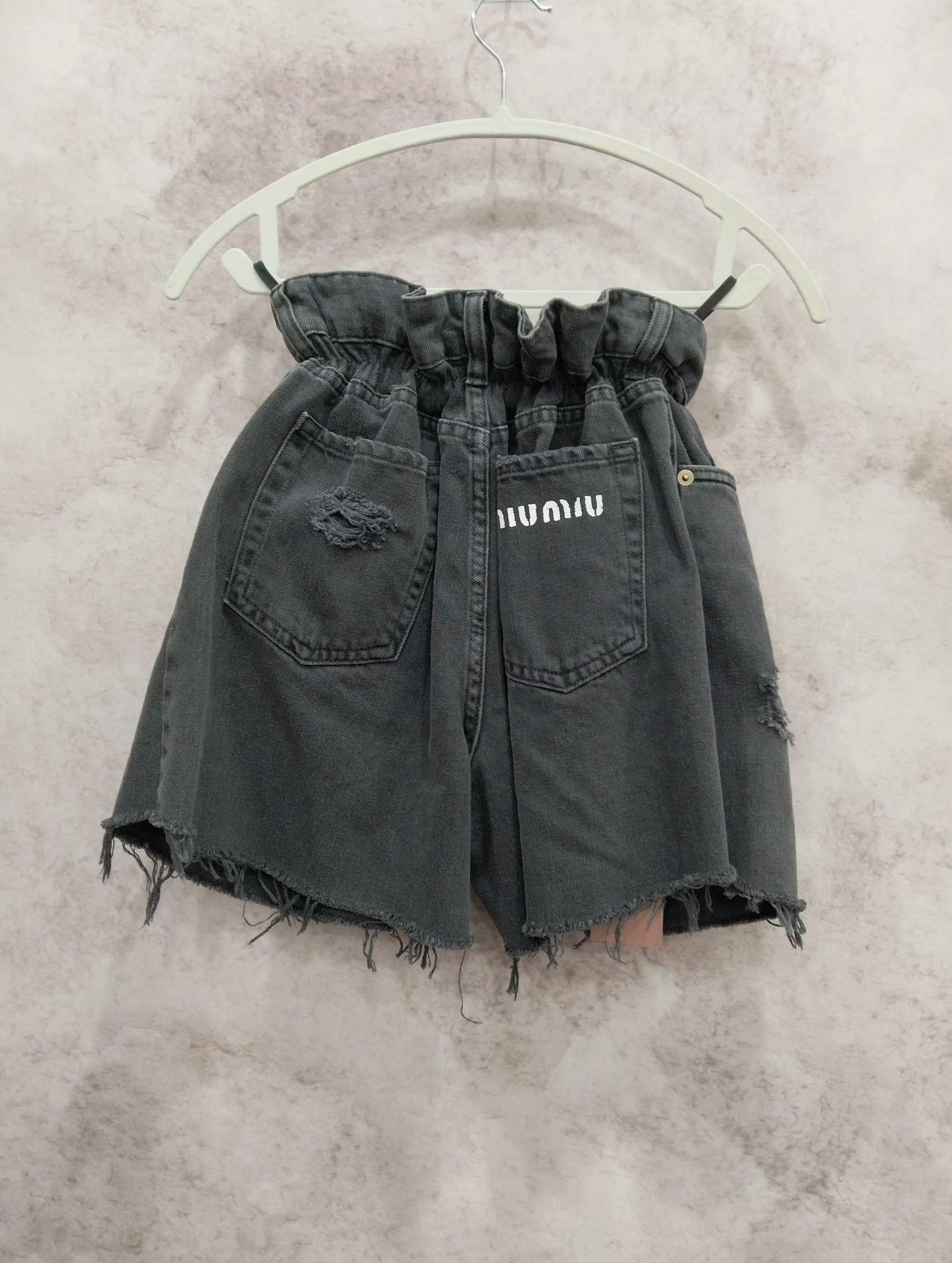 Miu Miu Miu Miu Denim Jeans 25 Women Size 25" / US 0 / IT 36 - 2 Thumbnail
