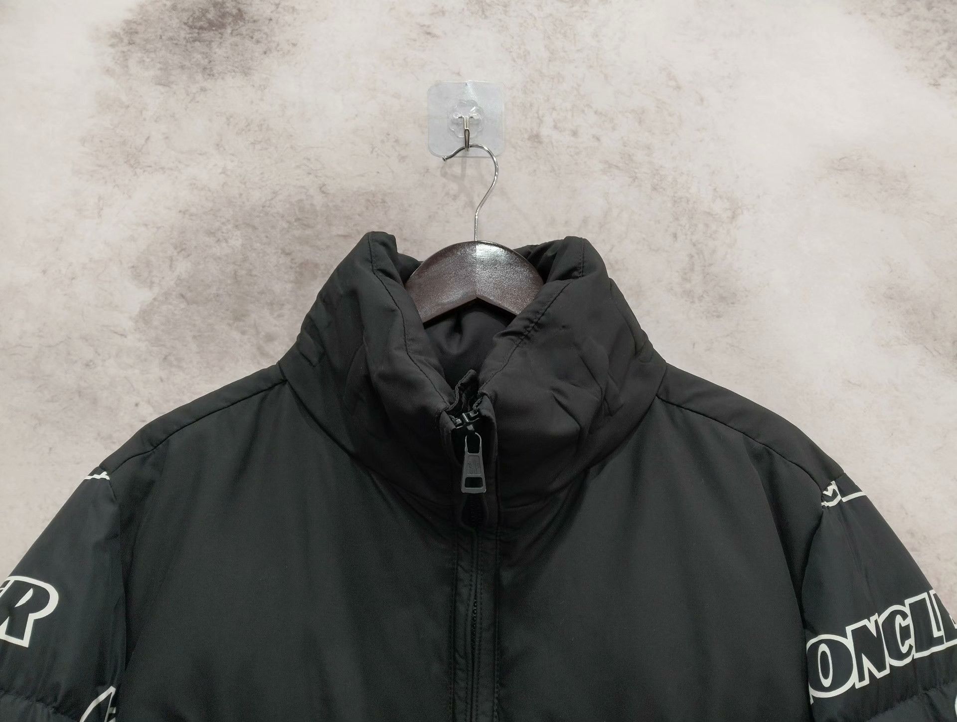 Moncler Moncler Down Heavy Coat 5 Men Size US XS / EU 42 / 0 - 8 Thumbnail
