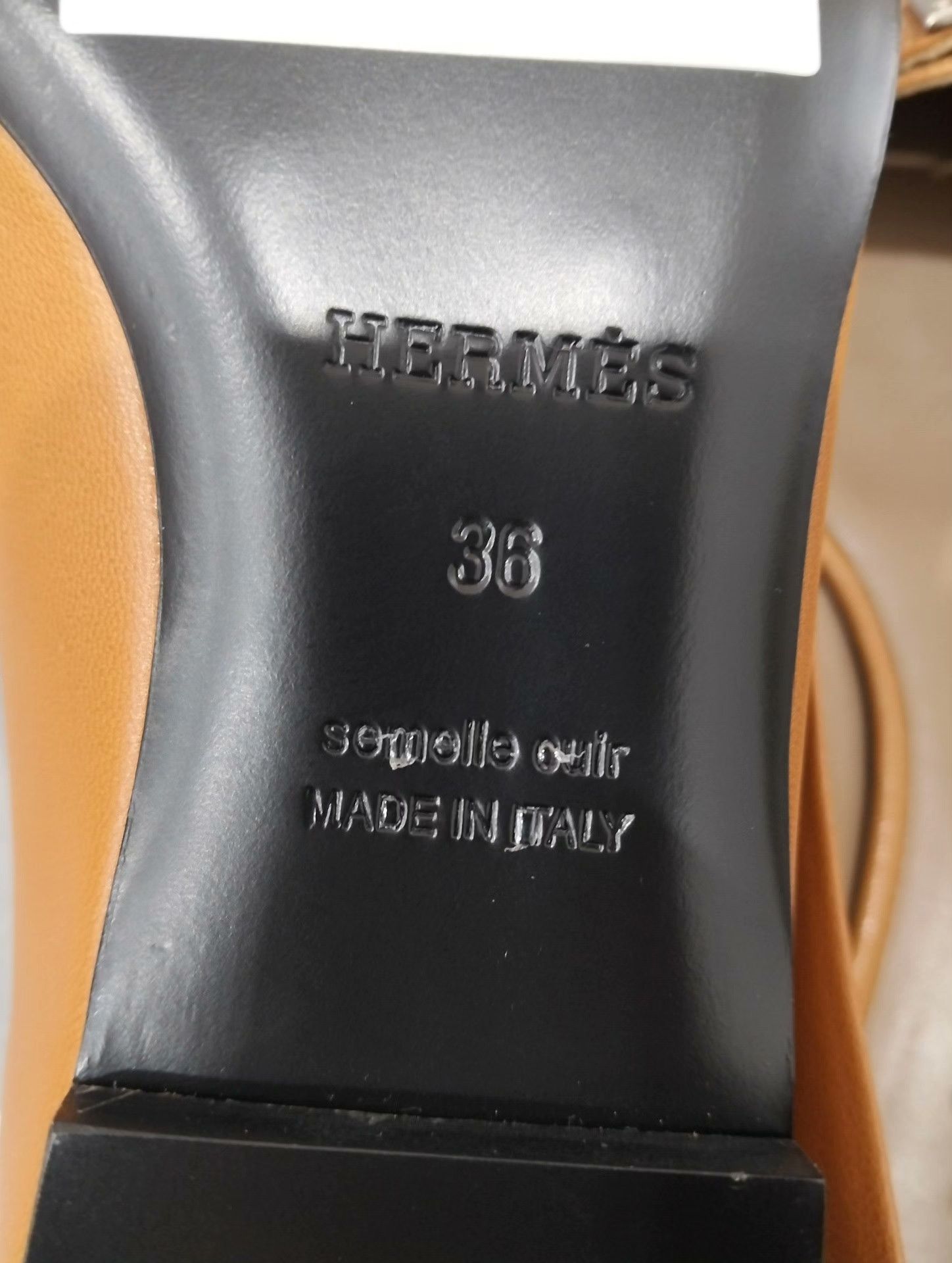 Hermes Hermes Lowtop Sneakers 36 Women Size US 6 / IT 36 - 8 Thumbnail