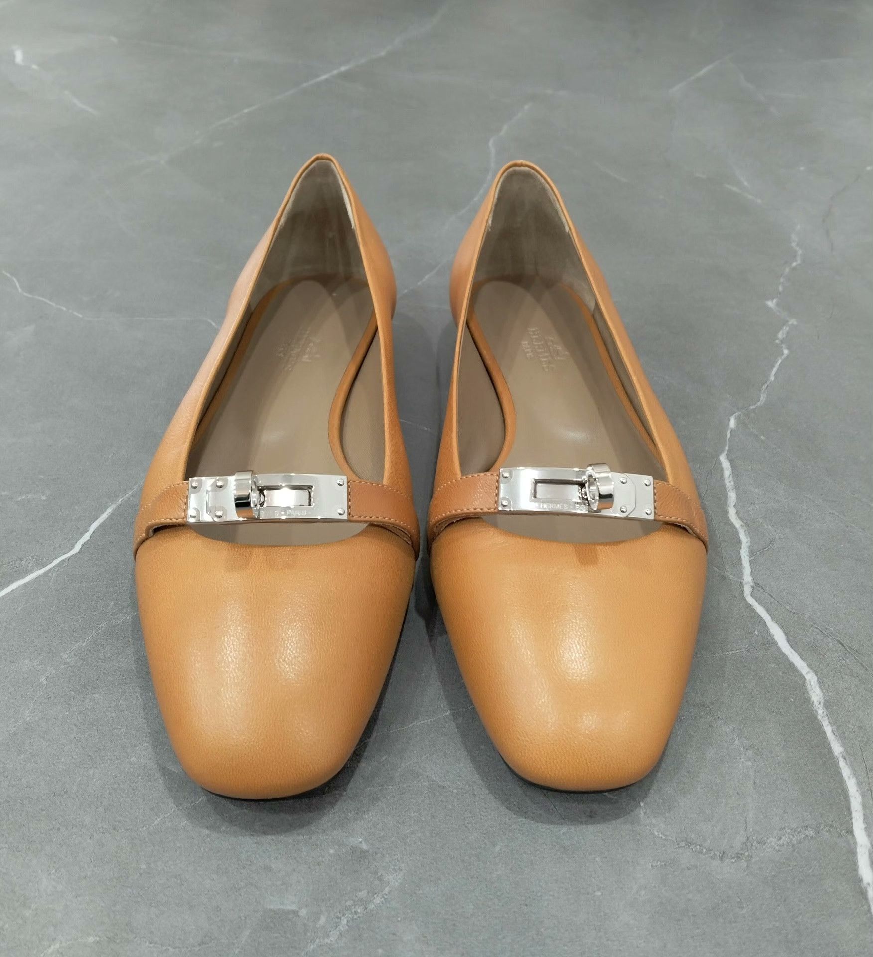 Hermes Hermes Lowtop Sneakers 36 Women Size US 6 / IT 36 - 4 Thumbnail
