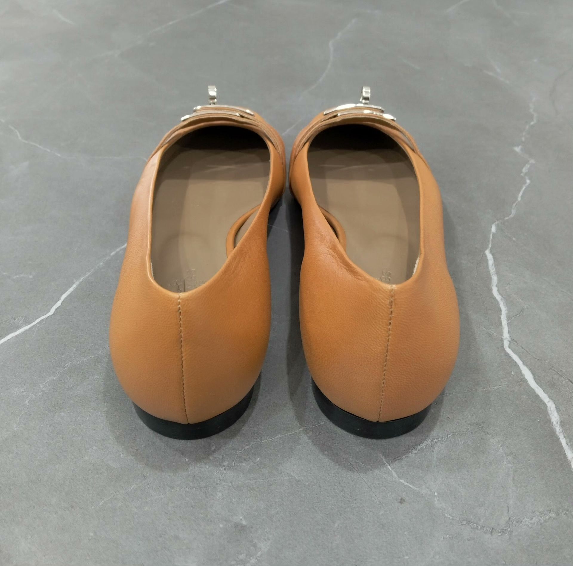 Hermes Hermes Lowtop Sneakers 36 Women Size US 6 / IT 36 - 5 Thumbnail
