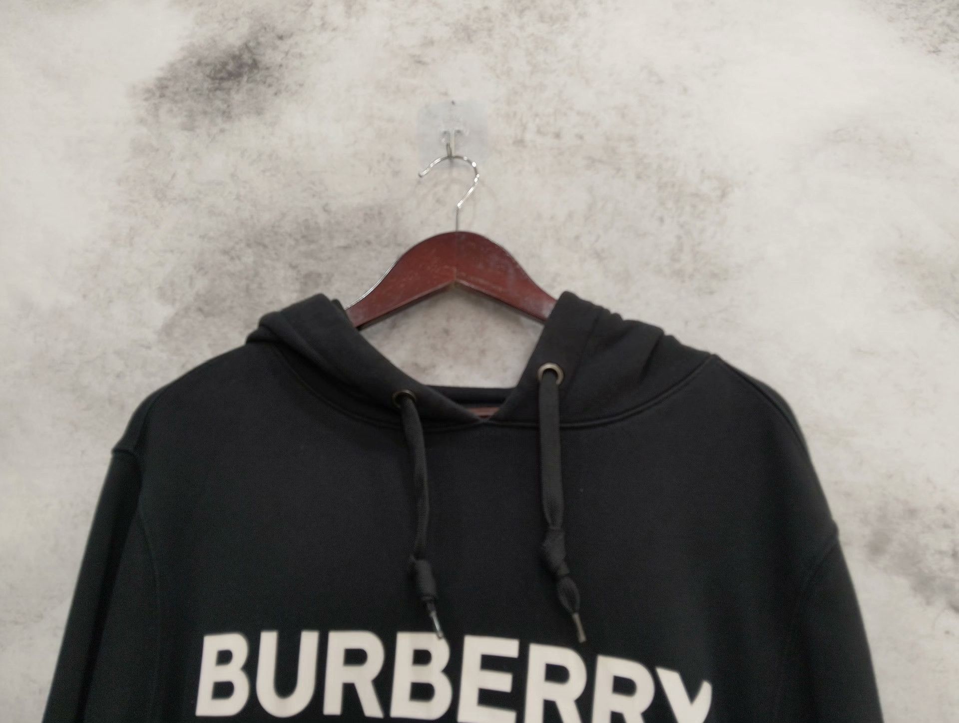 Burberry Burberry Black Hoodie M Men Size US M / EU 48-50 / 2 - 8 Thumbnail
