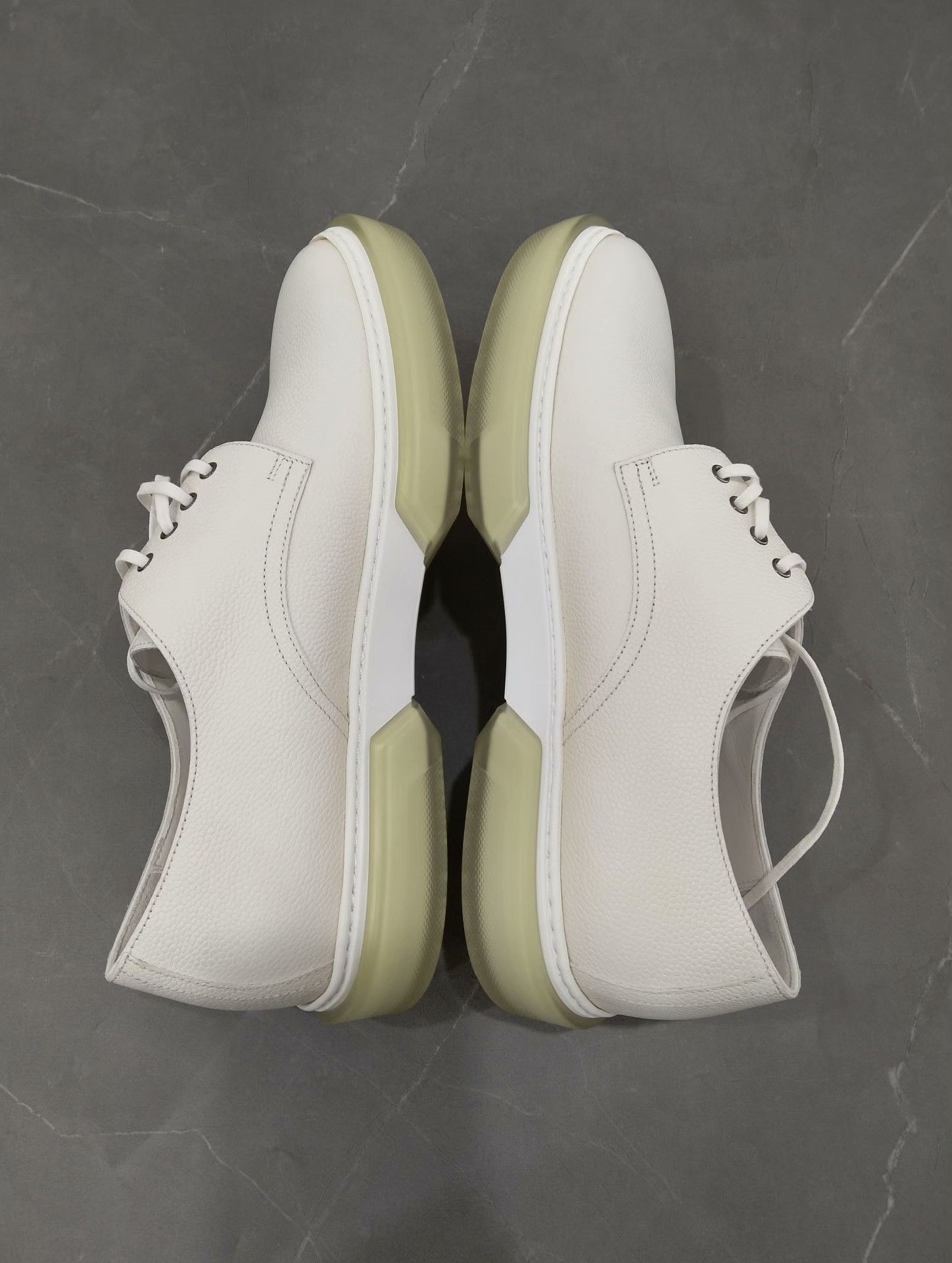 Hermes Hermes White Lowtop Sneakers 41 Men Size US 8.5 / EU 41-42 - 2 Thumbnail