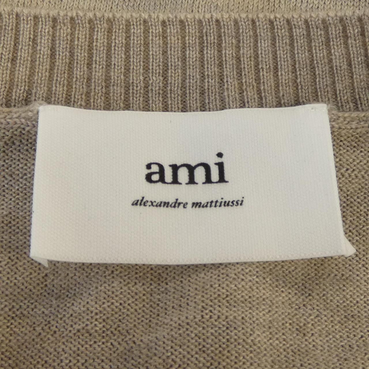 AMI Ami AMI Wool Knitwear Textile Tops HKS111.KN0025 DUTY FREE for USA Size ONE SIZE - 4 Thumbnail