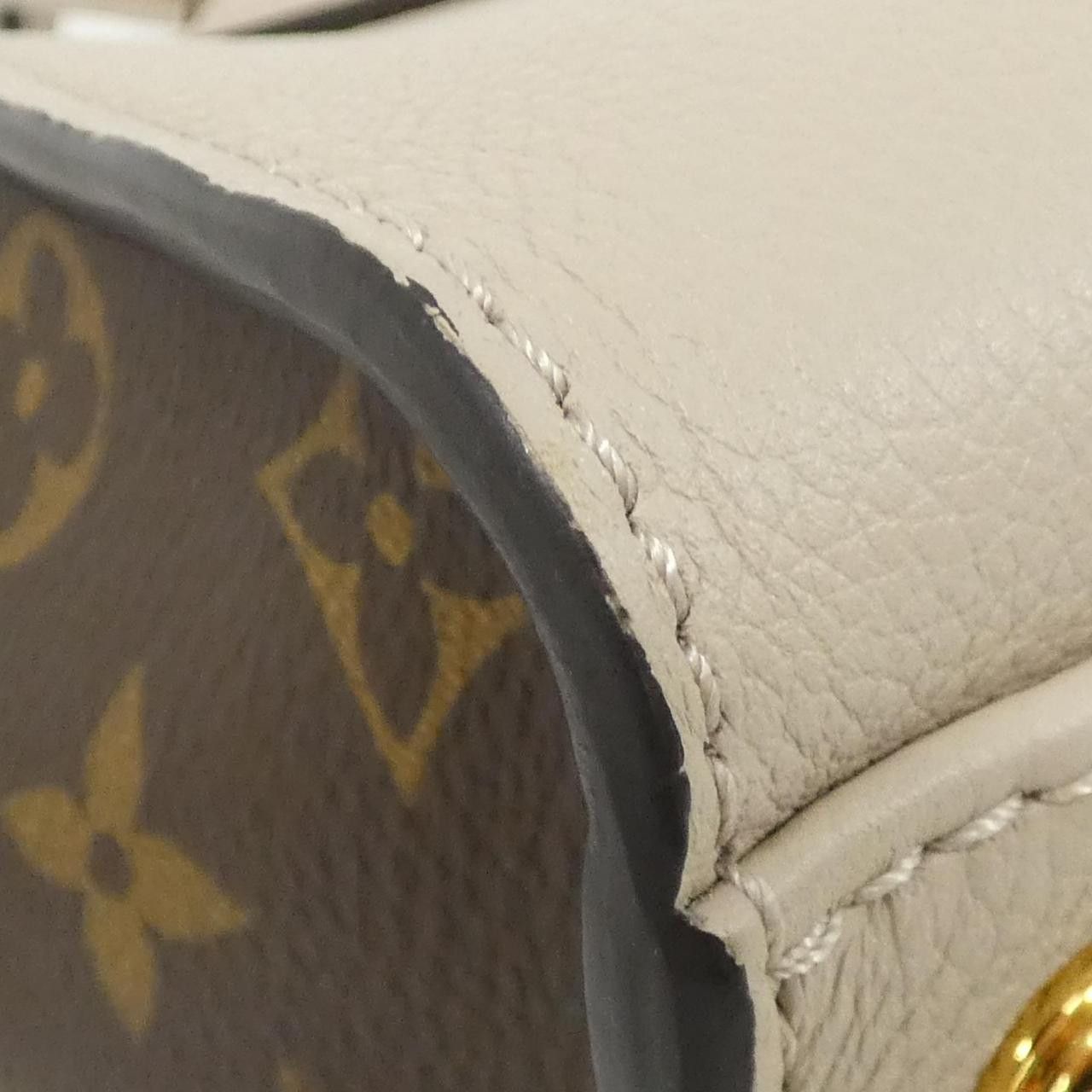 Louis Vuitton Louis Vuitton Louis Vuitton On My Side Calf Shoulder Bag Textile Shoulder Bag M57729 DUTY FREE for USA Size ONE SIZE - 3 Thumbnail