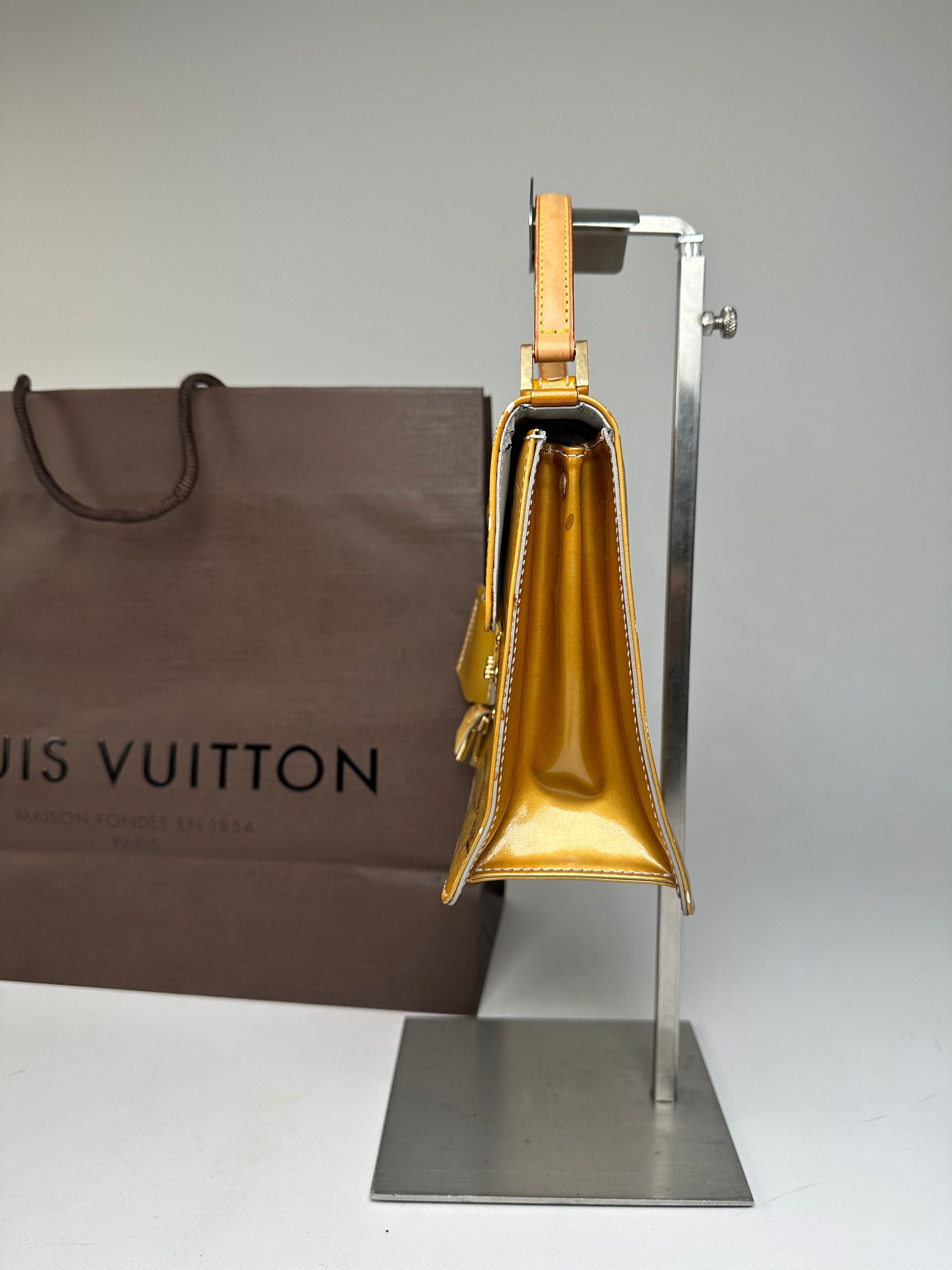 Louis Vuitton Vintage Vernis Leather Handbag Yellow Size ONE SIZE - 3 Thumbnail