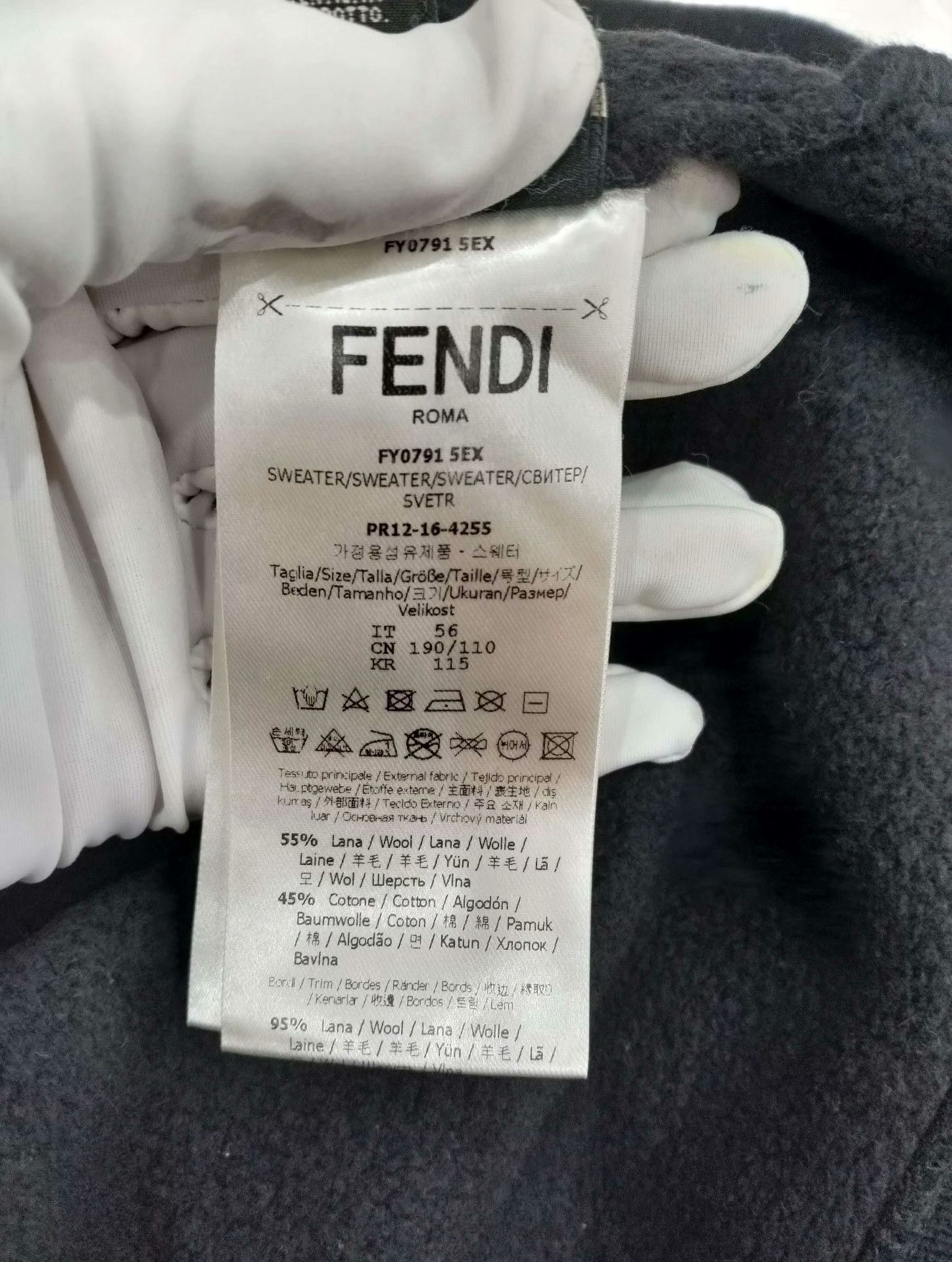 Fendi Fendi Hoodie 39.5 Men Size US M / EU 48-50 / 2 - 3 Thumbnail