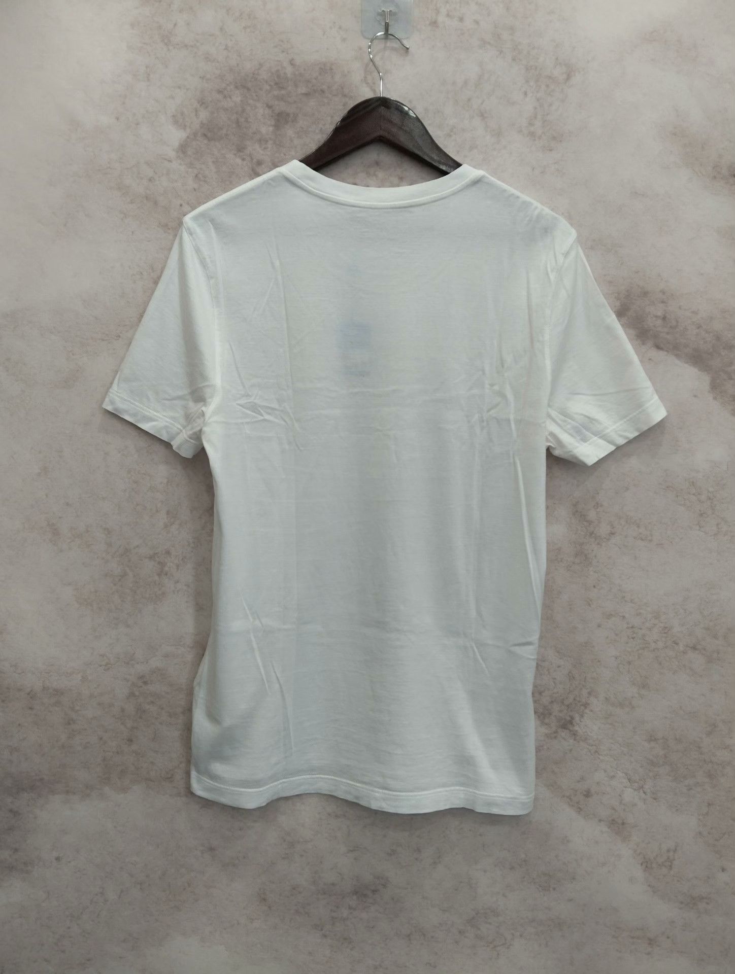Louis Vuitton Louis Vuitton T-Shirt M Men Size US M / EU 48-50 / 2 - 2 Thumbnail