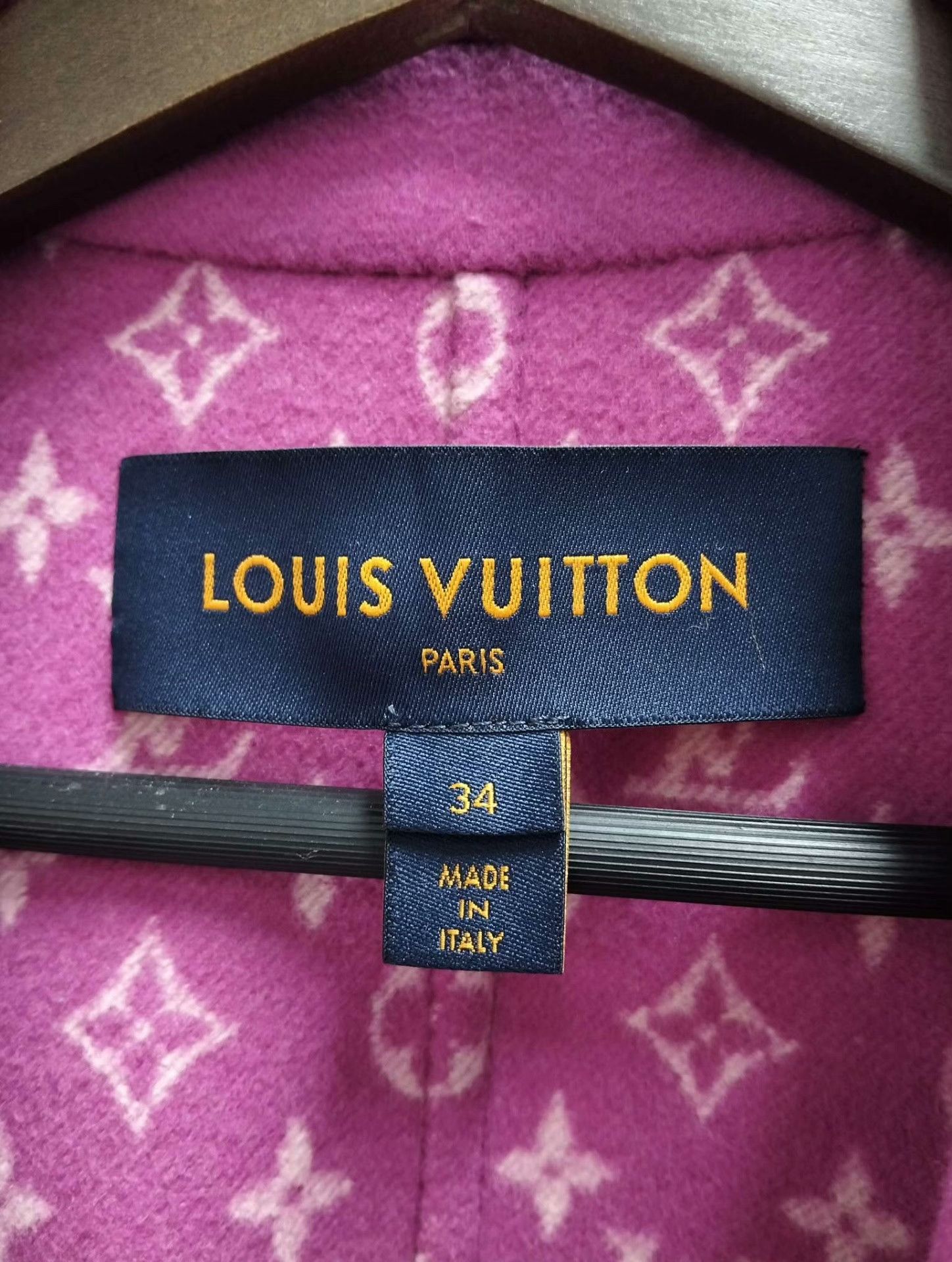 Louis Vuitton Louis Vuitton Pink Heavy Coat 34 Men Size US XS / EU 42 / 0 - 3 Thumbnail