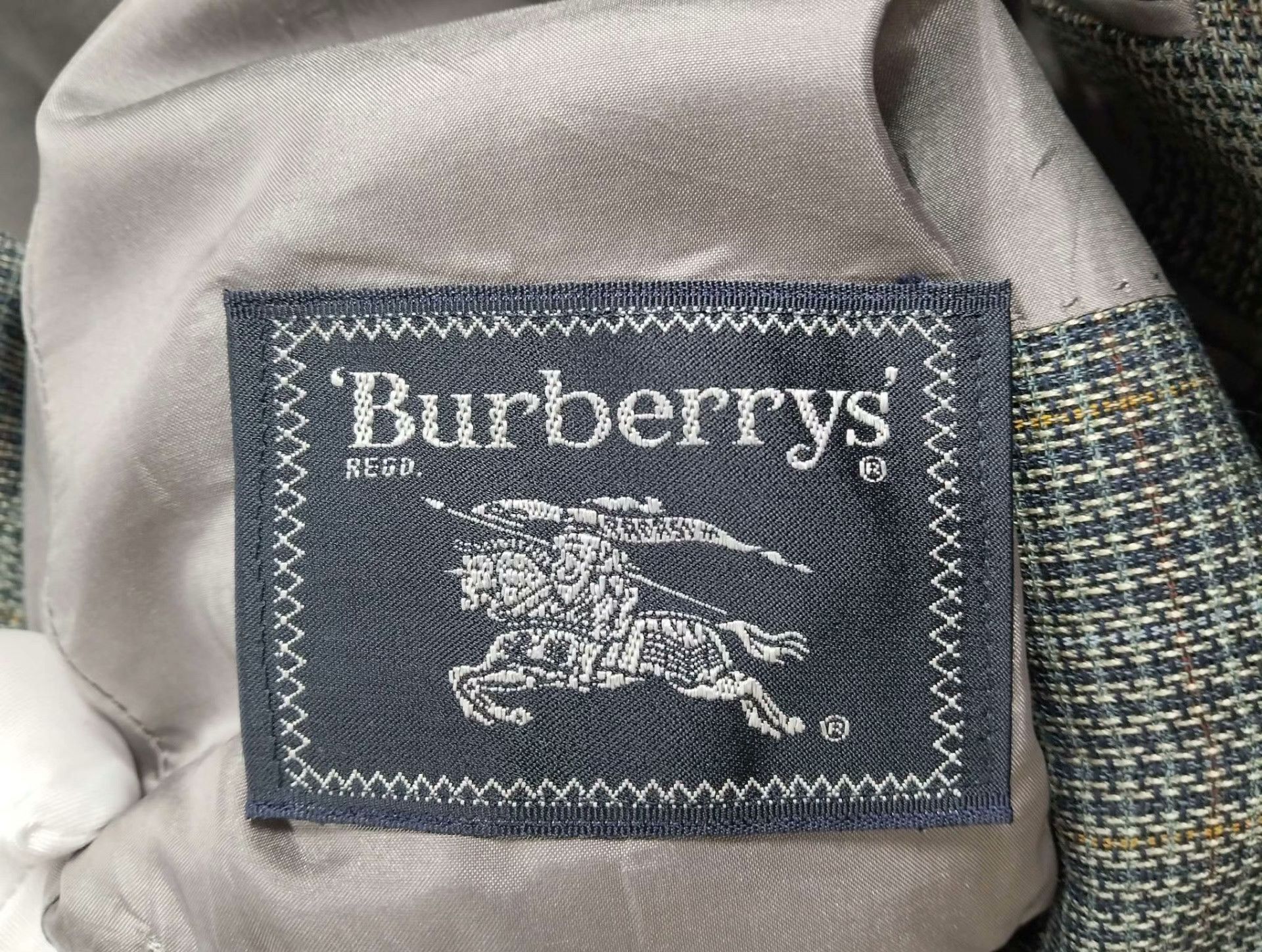 Burberry Burberry Formal Gray Jacket M Women Size M / US 6-8 / IT 42-44 - 4 Thumbnail