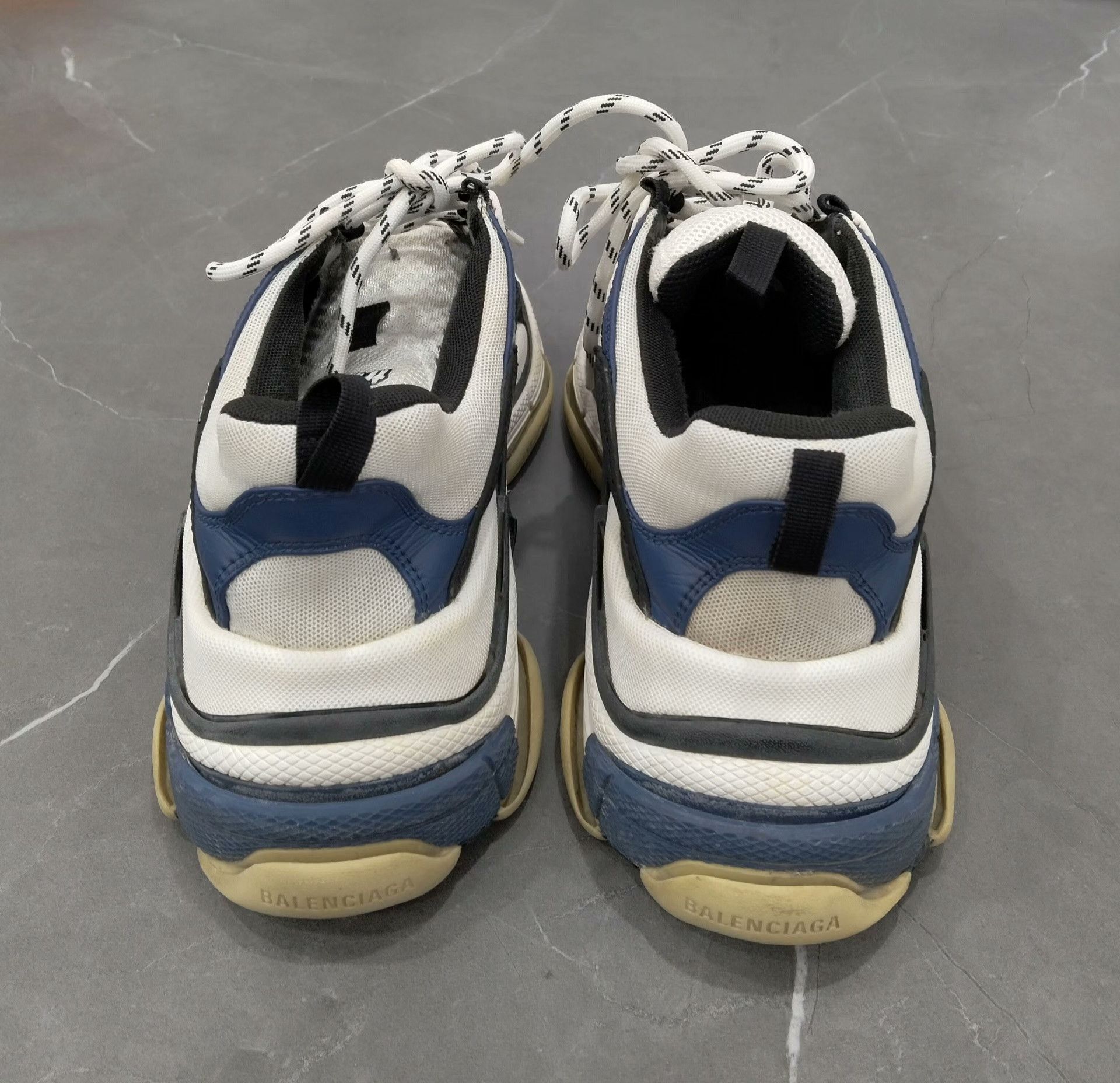 Balenciaga Balenciaga Lowtop Sneakers 43 Men Size US 10 / EU 43 - 5 Thumbnail