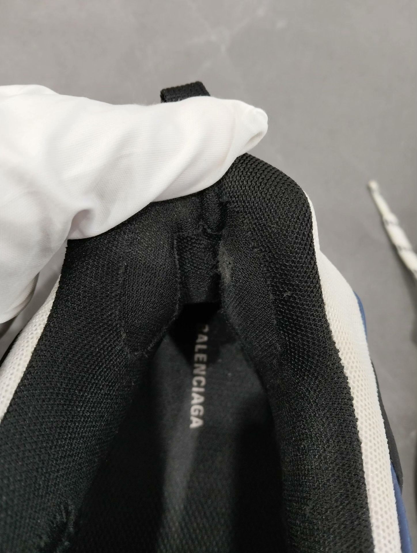 Balenciaga Balenciaga Lowtop Sneakers 43 Men Size US 10 / EU 43 - 9 Thumbnail