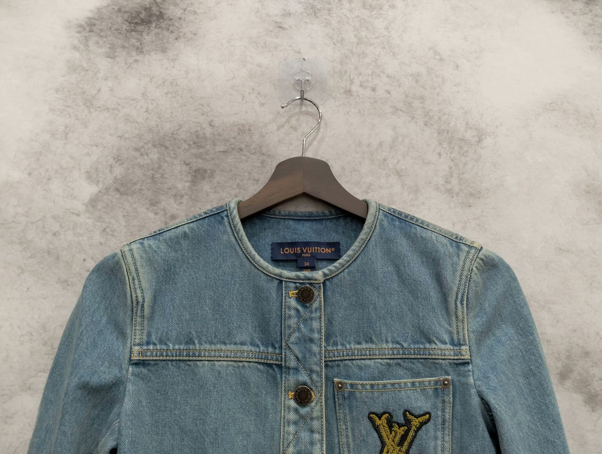 Louis Vuitton Louis Vuitton Light Jacket 34 Men Size US XS / EU 42 / 0 - 5 Thumbnail