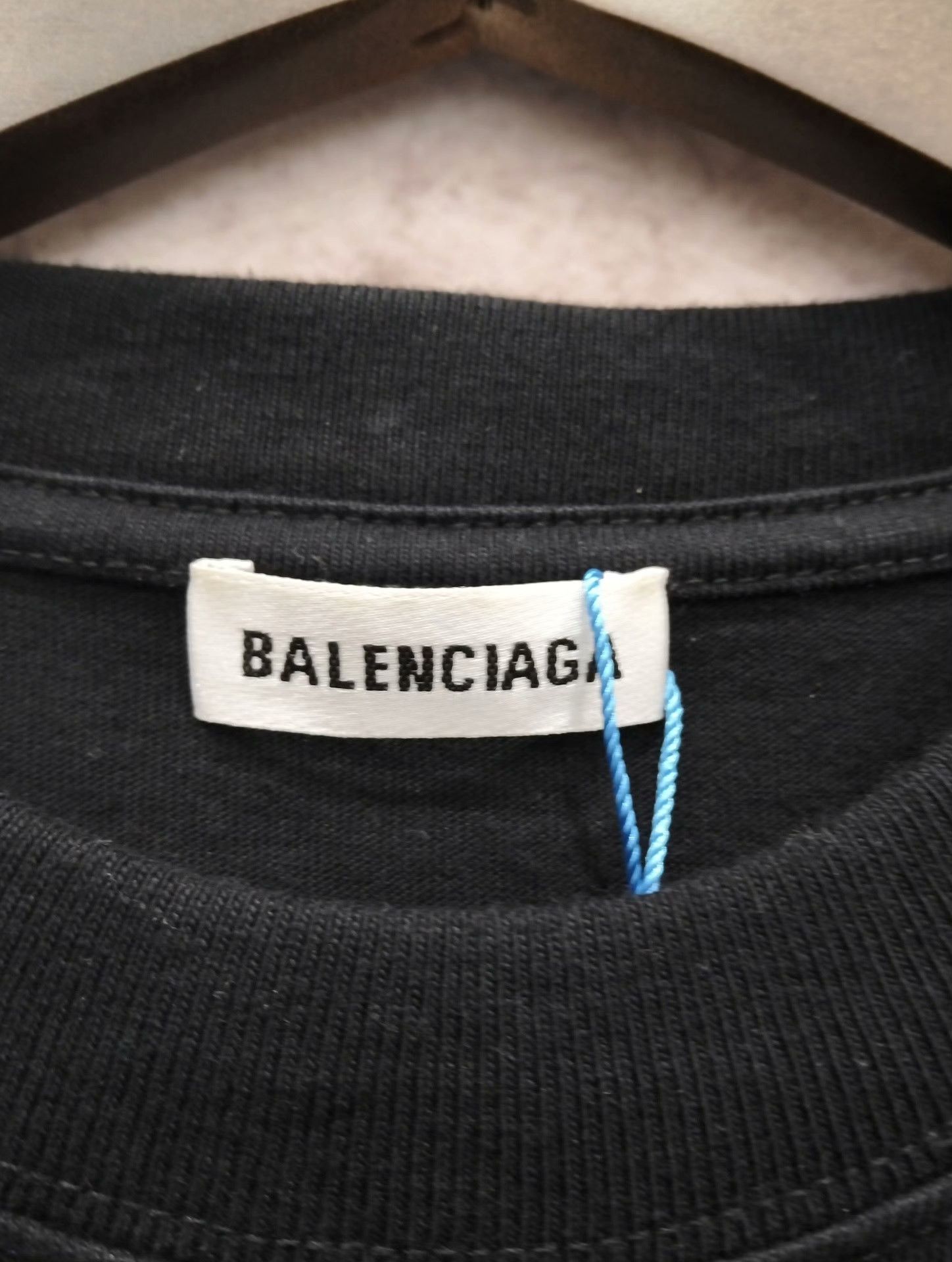 Balenciaga Balenciaga T-Shirt M Men Size US M / EU 48-50 / 2 - 3 Thumbnail