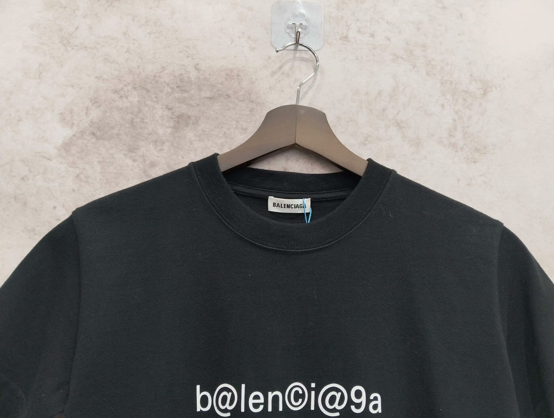 Balenciaga Balenciaga T-Shirt M Men Size US M / EU 48-50 / 2 - 6 Thumbnail