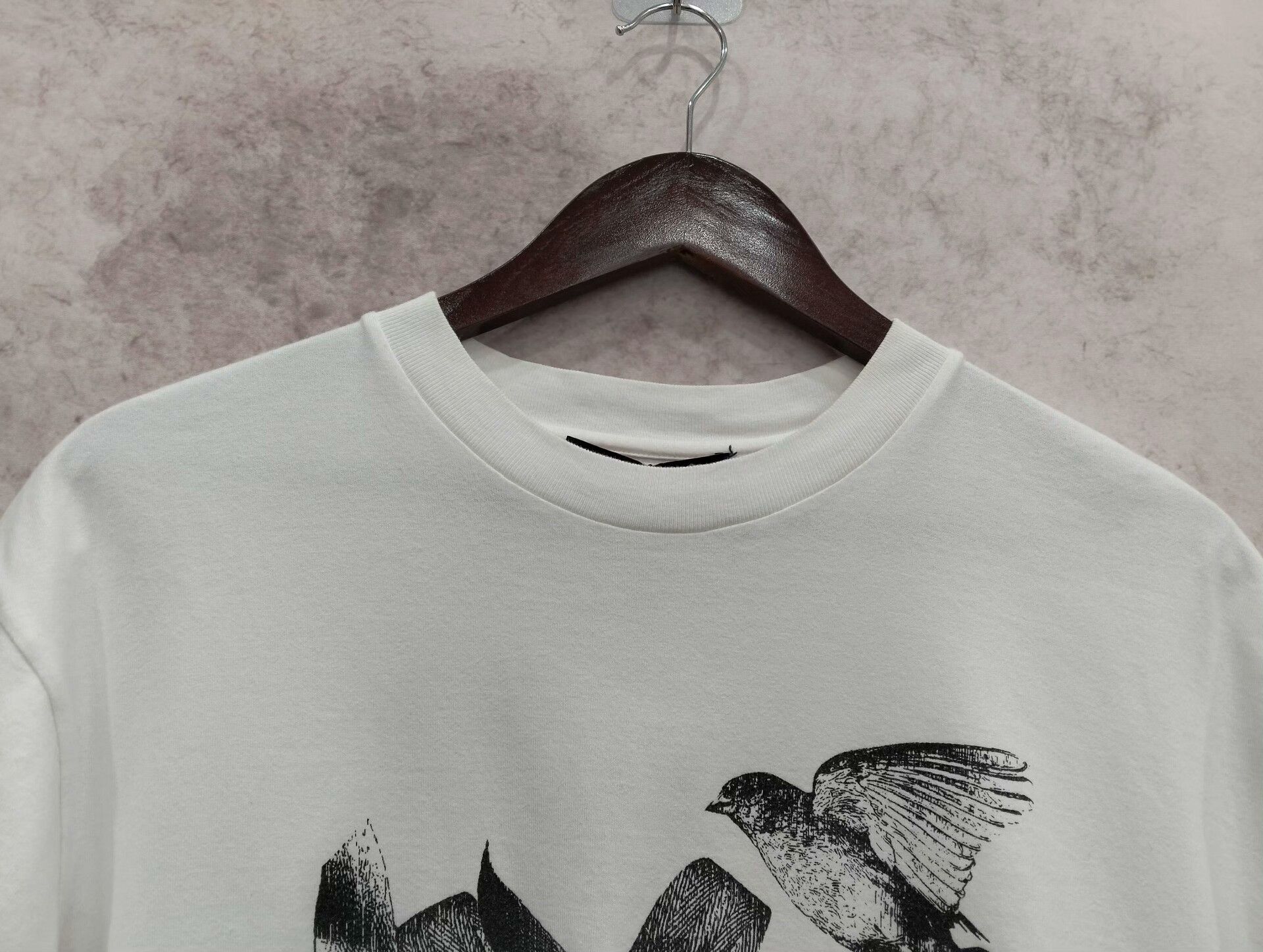 Louis Vuitton Louis Vuitton T-Shirt S Men Size US S / EU 44-46 / 1 - 6 Thumbnail
