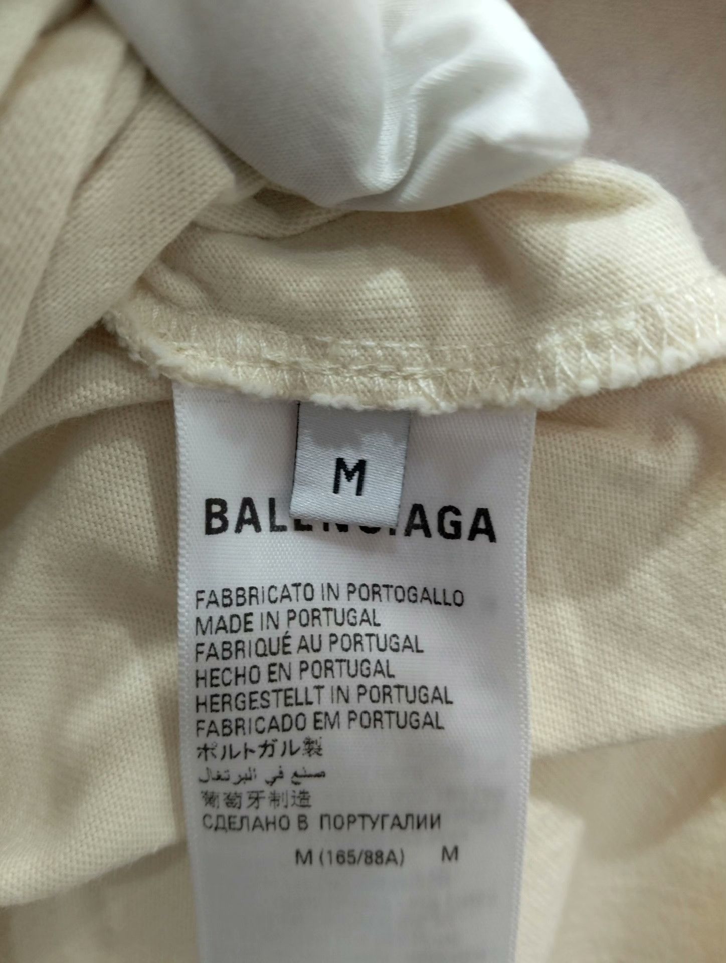 Balenciaga Balenciaga T-Shirt M Men Size US M / EU 48-50 / 2 - 5 Thumbnail