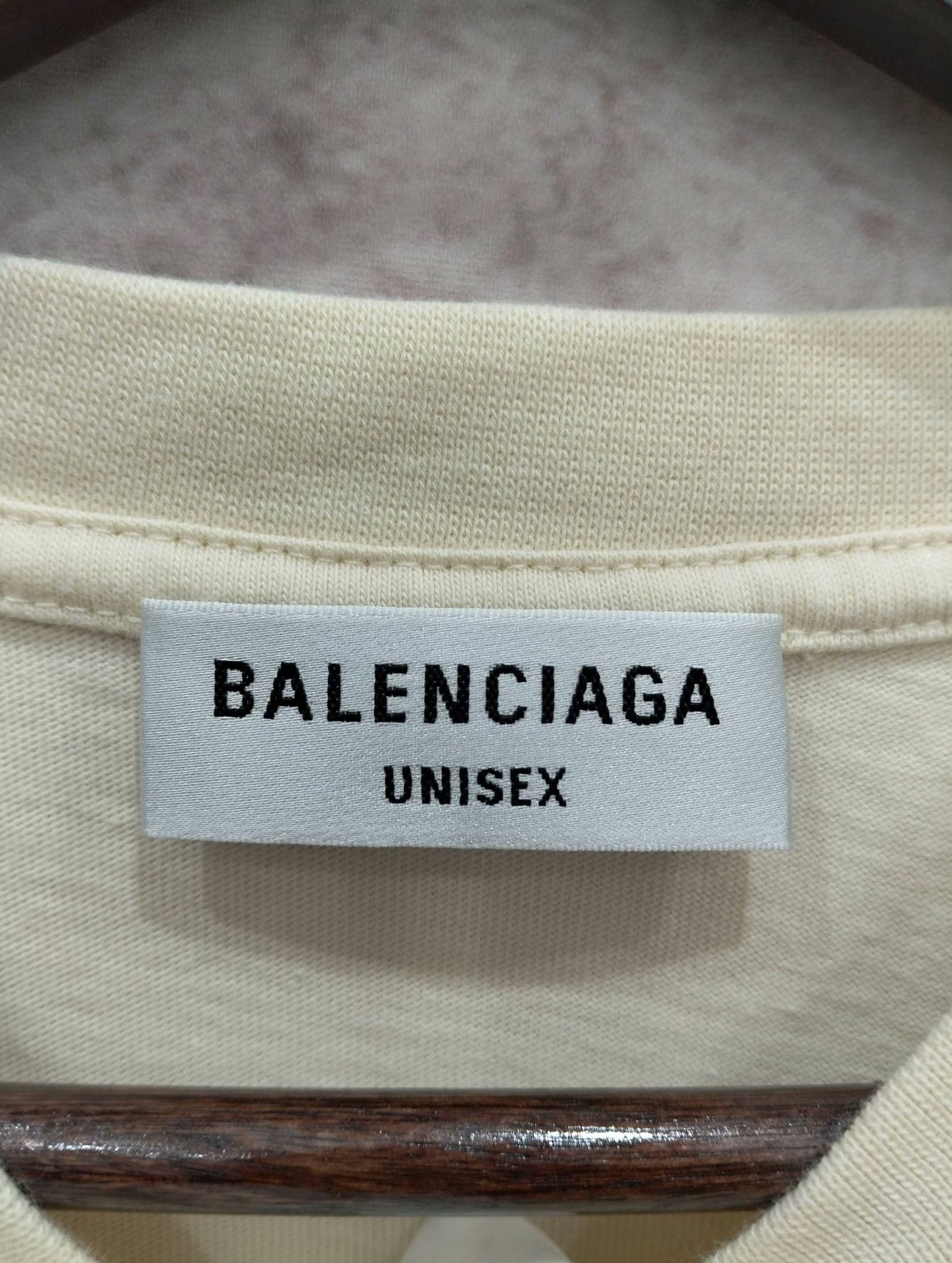 Balenciaga Balenciaga T-Shirt M Men Size US M / EU 48-50 / 2 - 3 Thumbnail